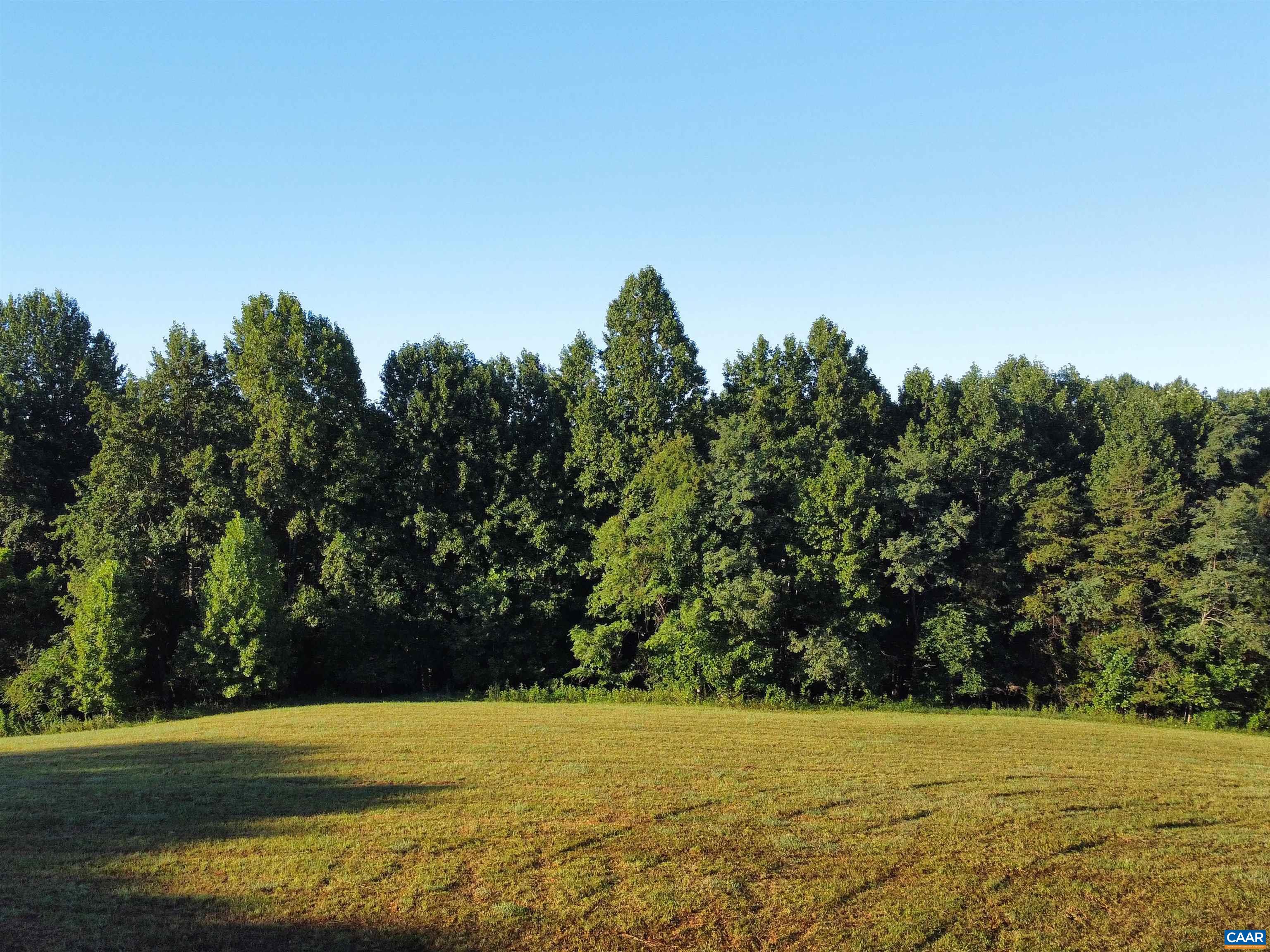 5203-B JAMES RIVER RD