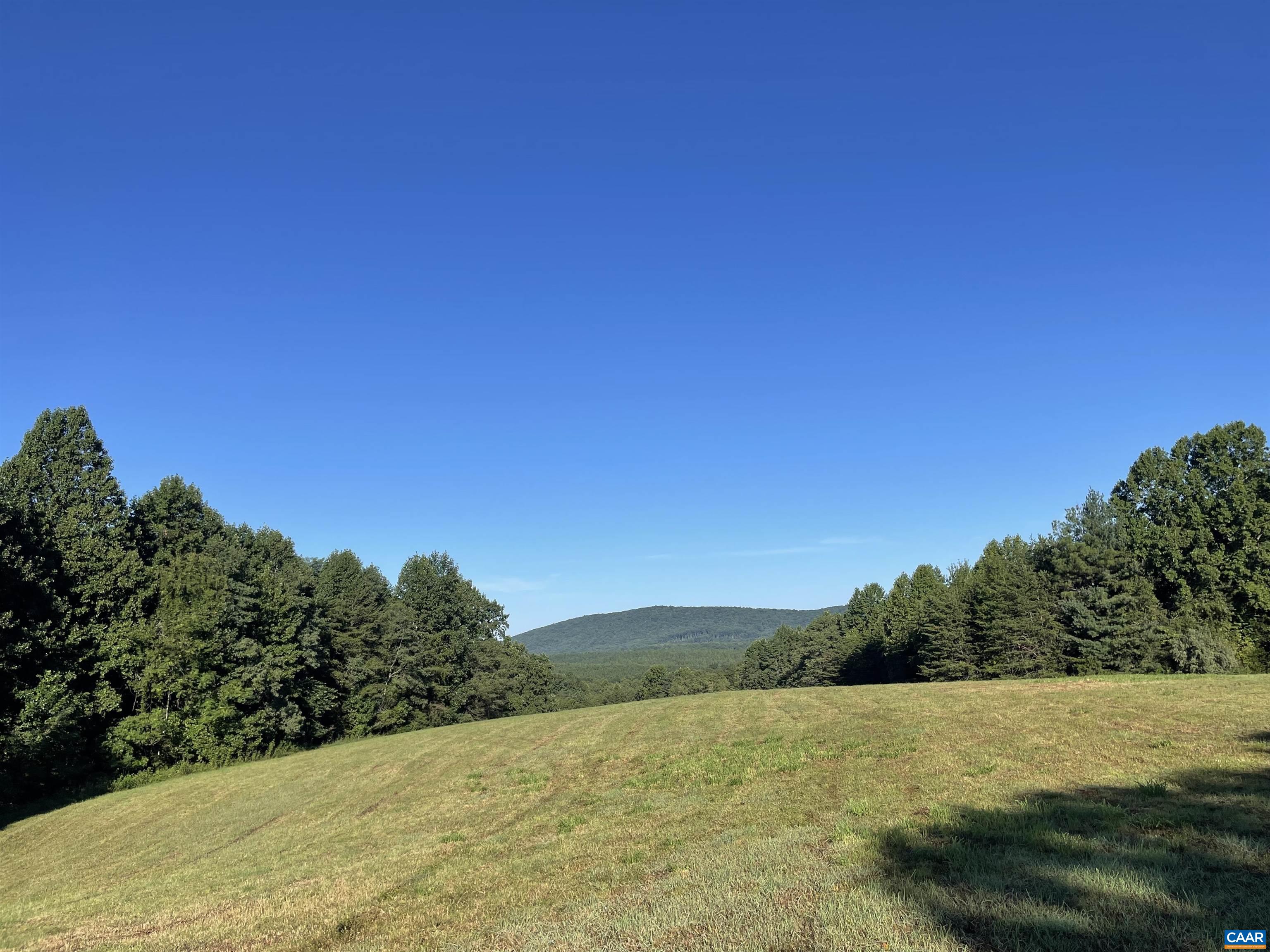 5203-B JAMES RIVER RD