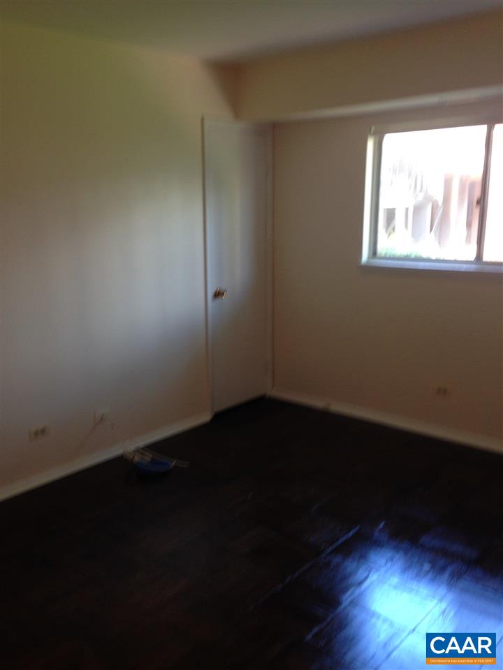 1215 WERTLAND ST Unit: c23