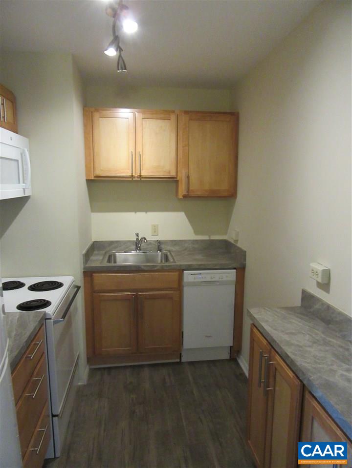 1215 WERTLAND ST Unit: c31