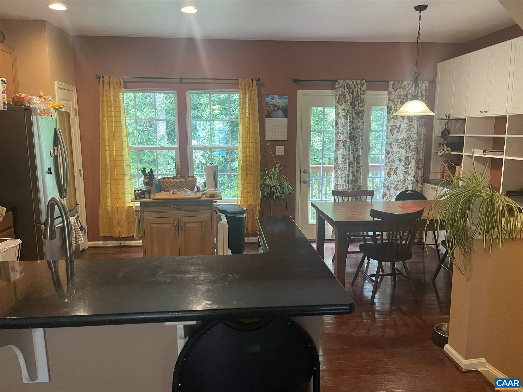 816 ROCK CREEK RD