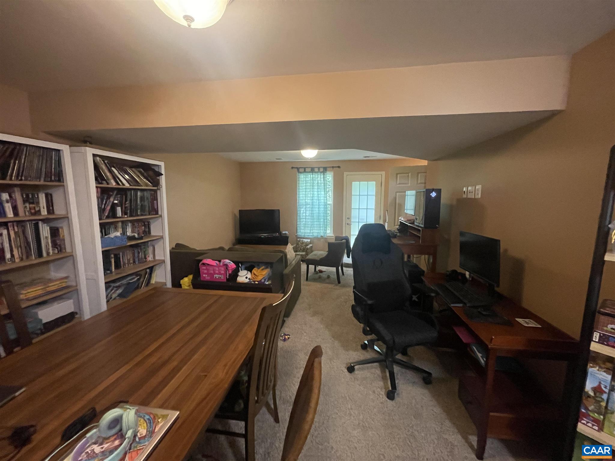 816 ROCK CREEK RD