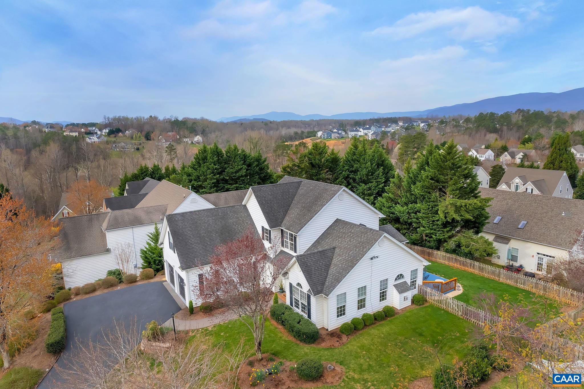 2018 VISTA VIEW LN