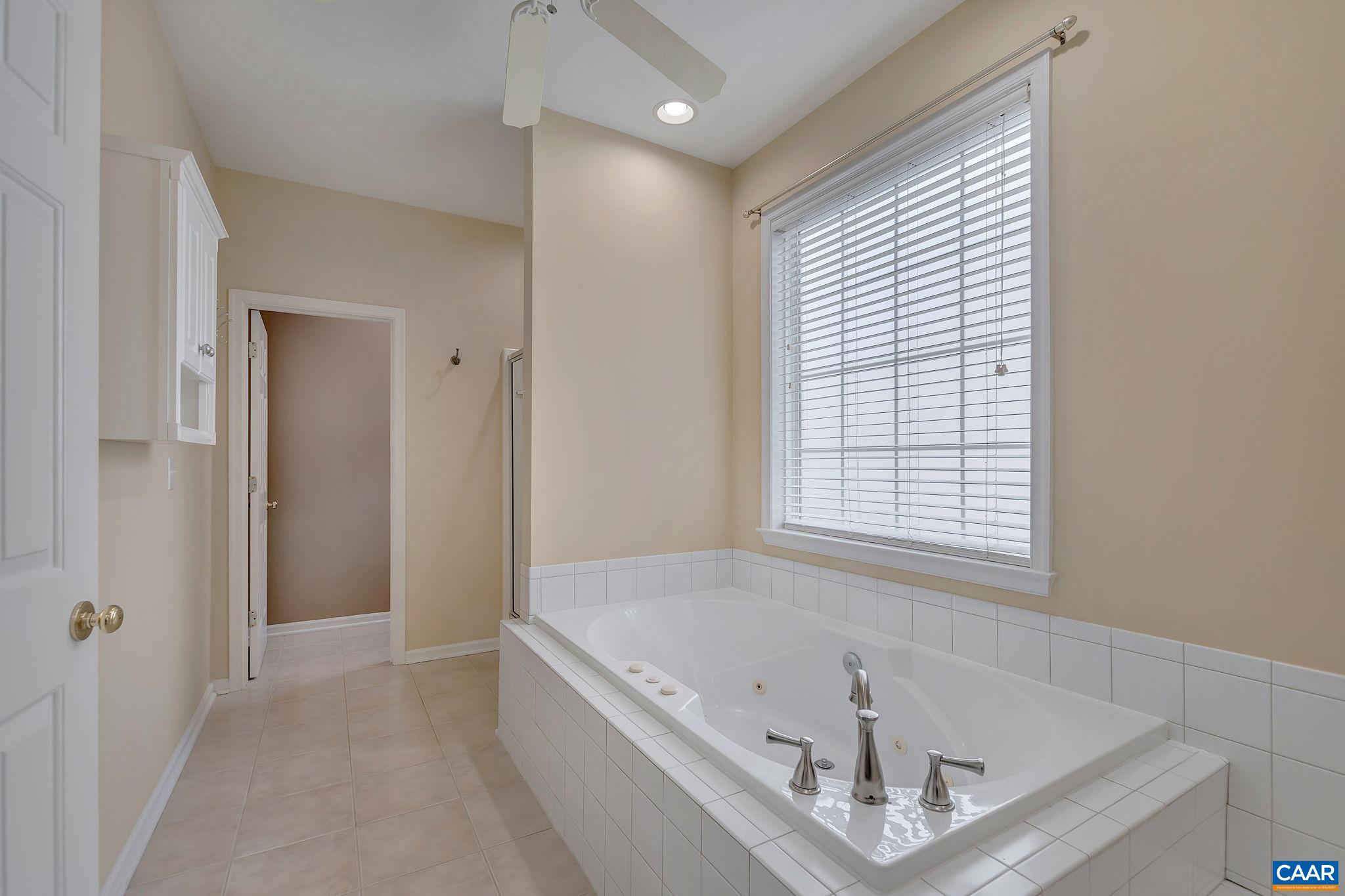 2018 VISTA VIEW LN