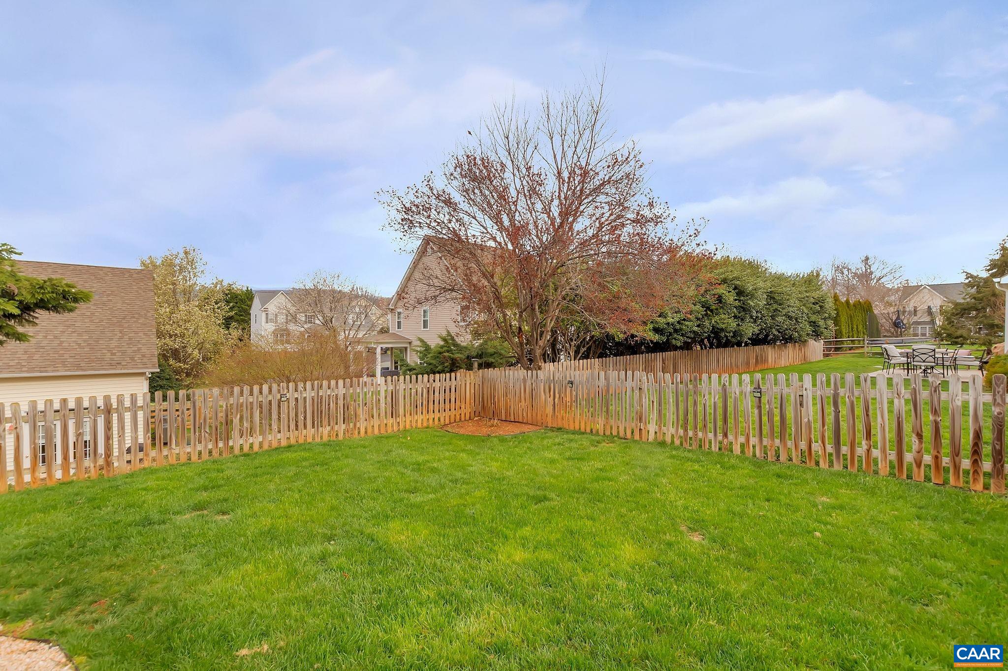 2018 VISTA VIEW LN