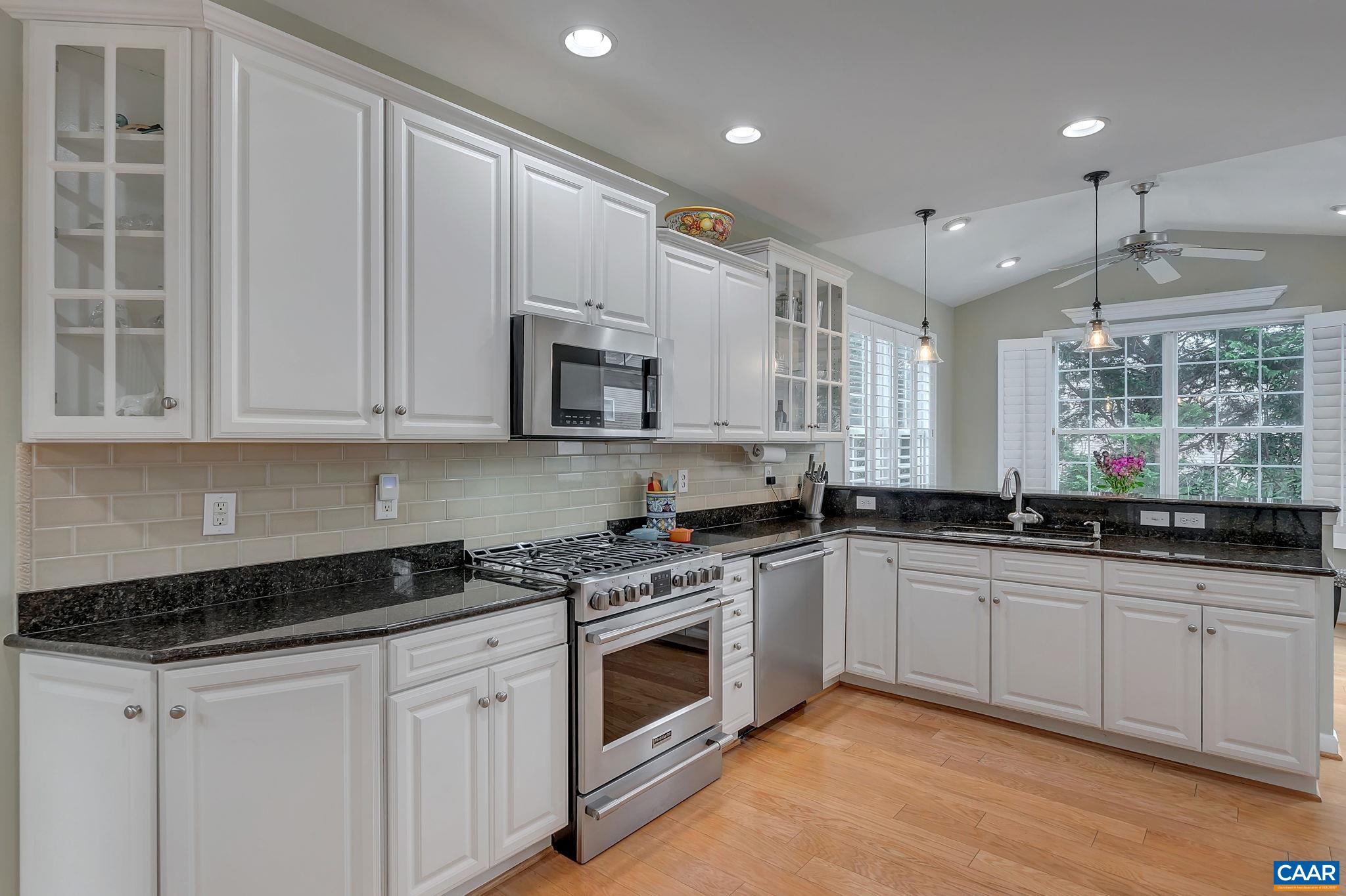 2018 VISTA VIEW LN