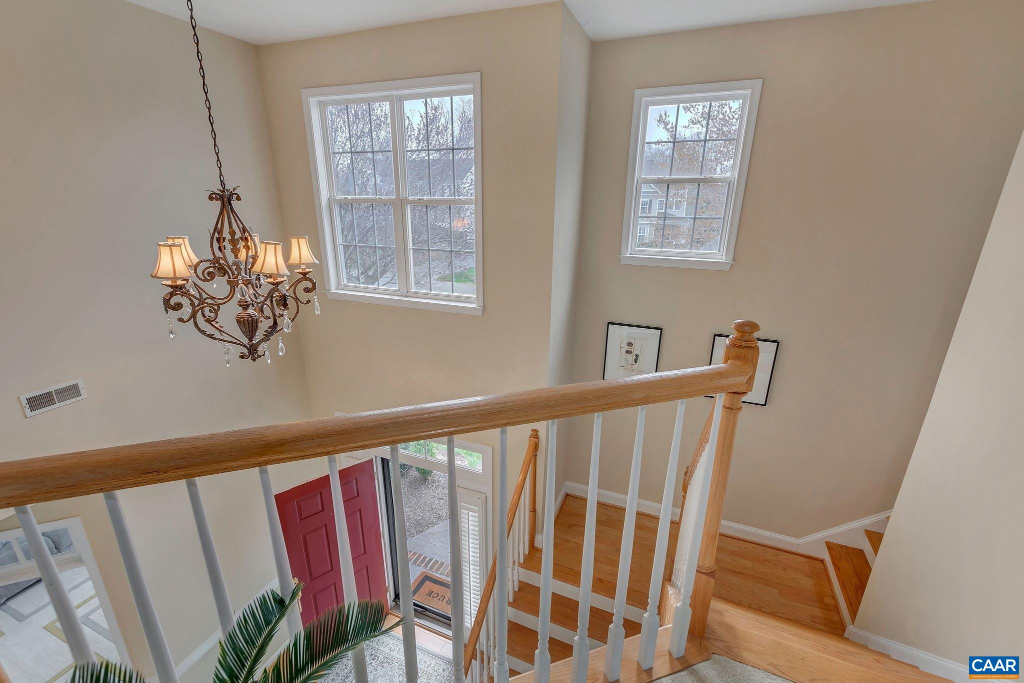 2018 VISTA VIEW LN