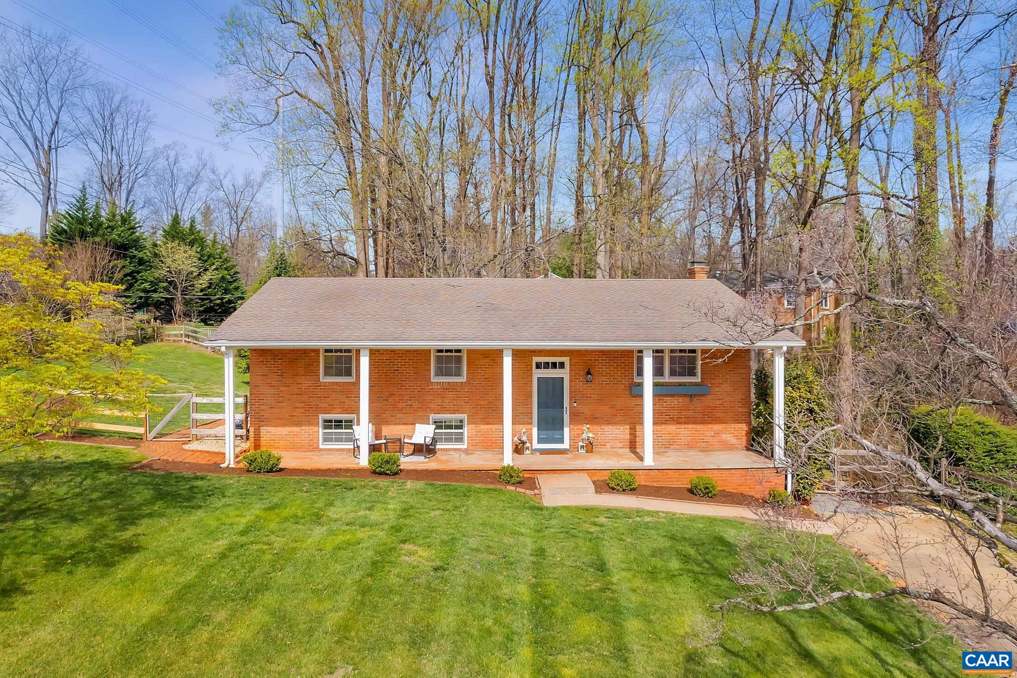 104 LINDA CT
