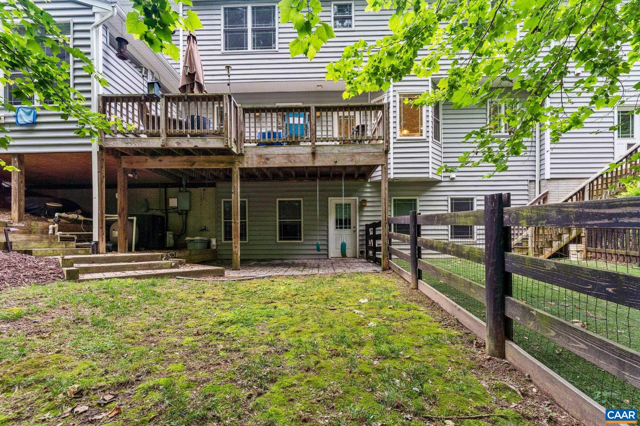 1241 LORING RUN