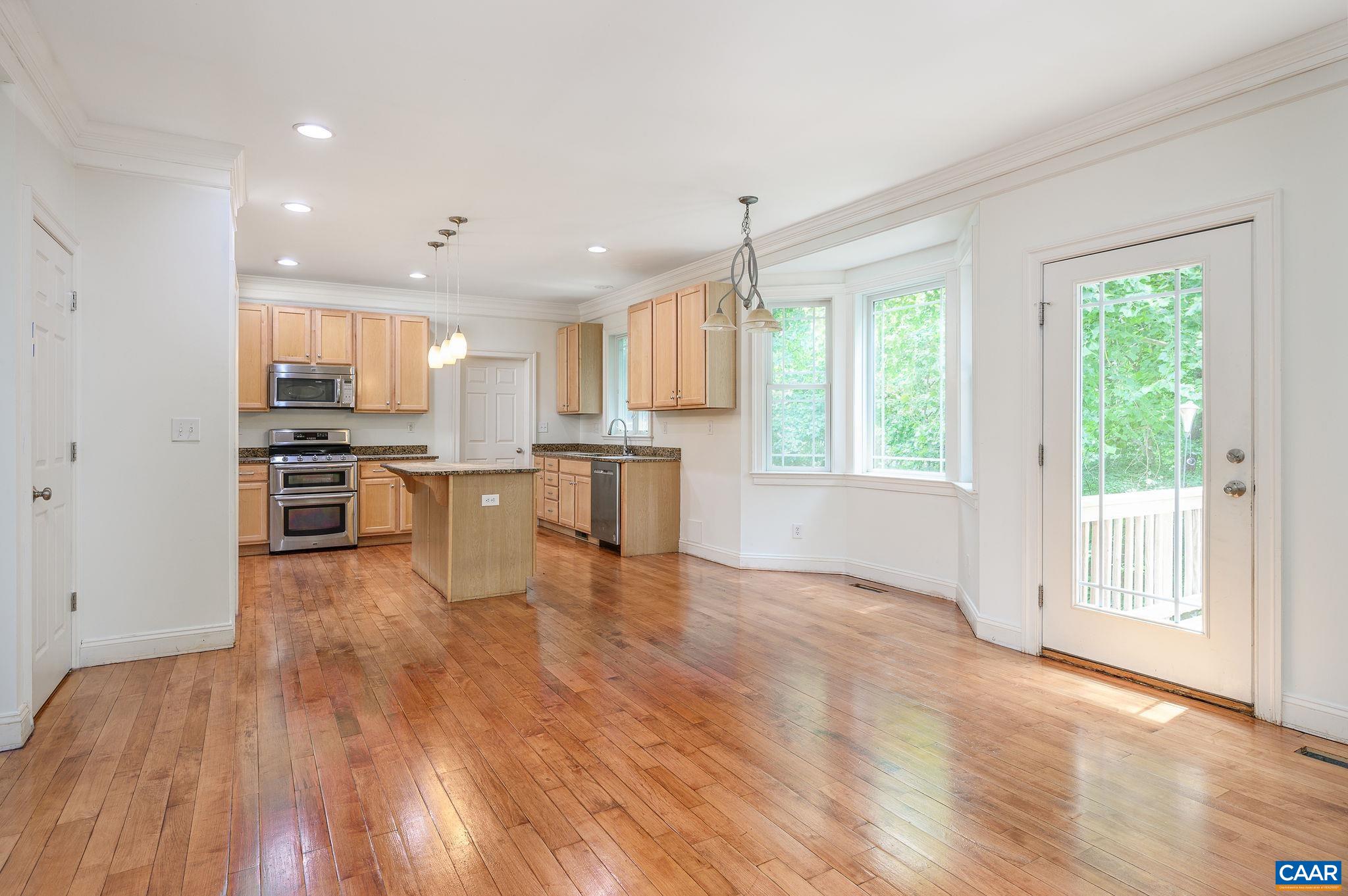 1241 LORING RUN