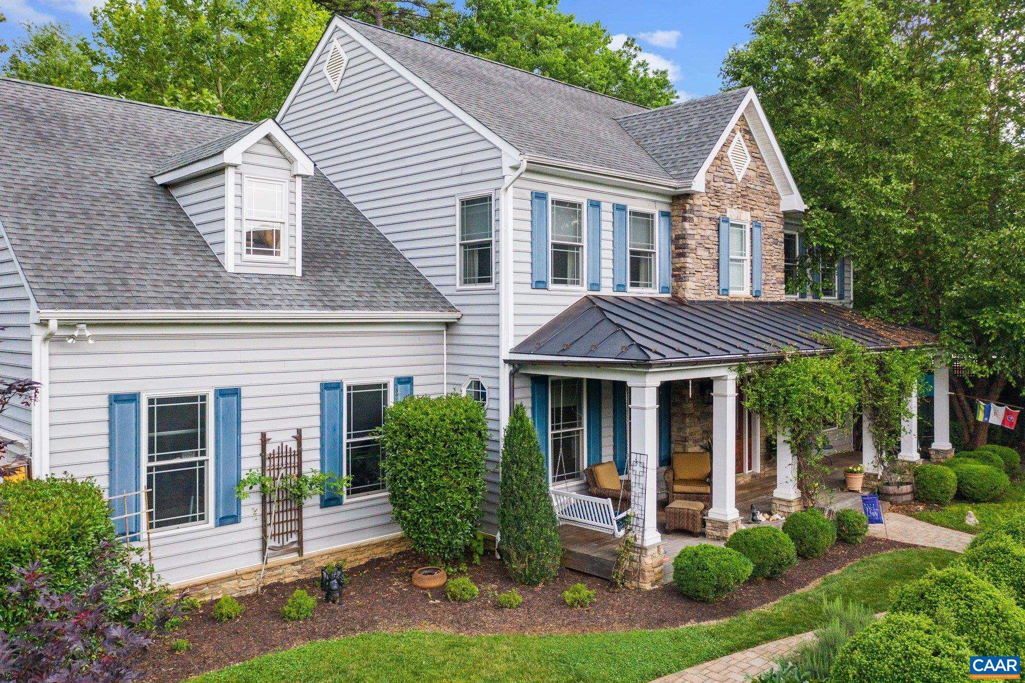 1241 LORING RUN