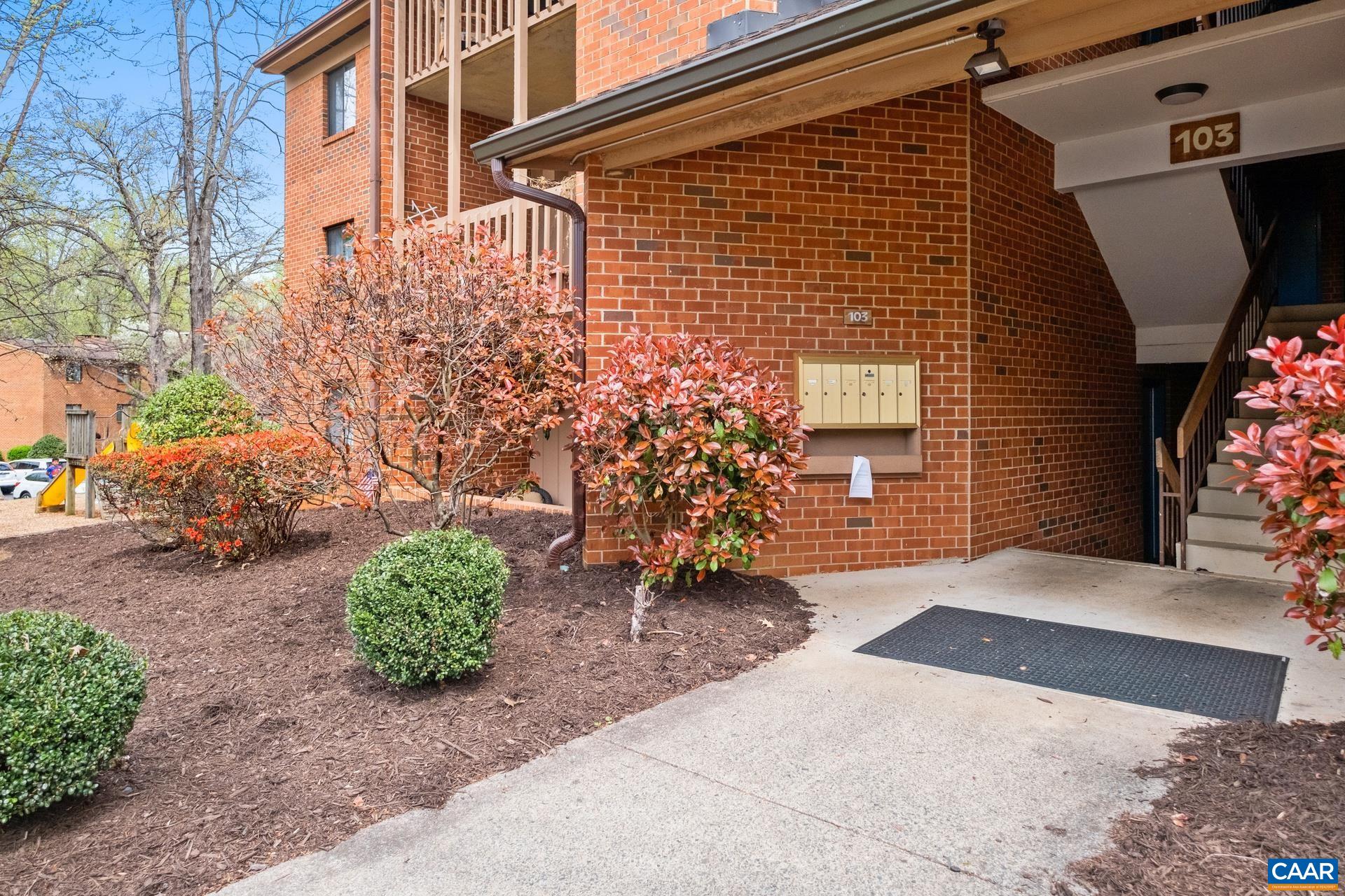 103 TURTLE CREEK RD Unit: 2