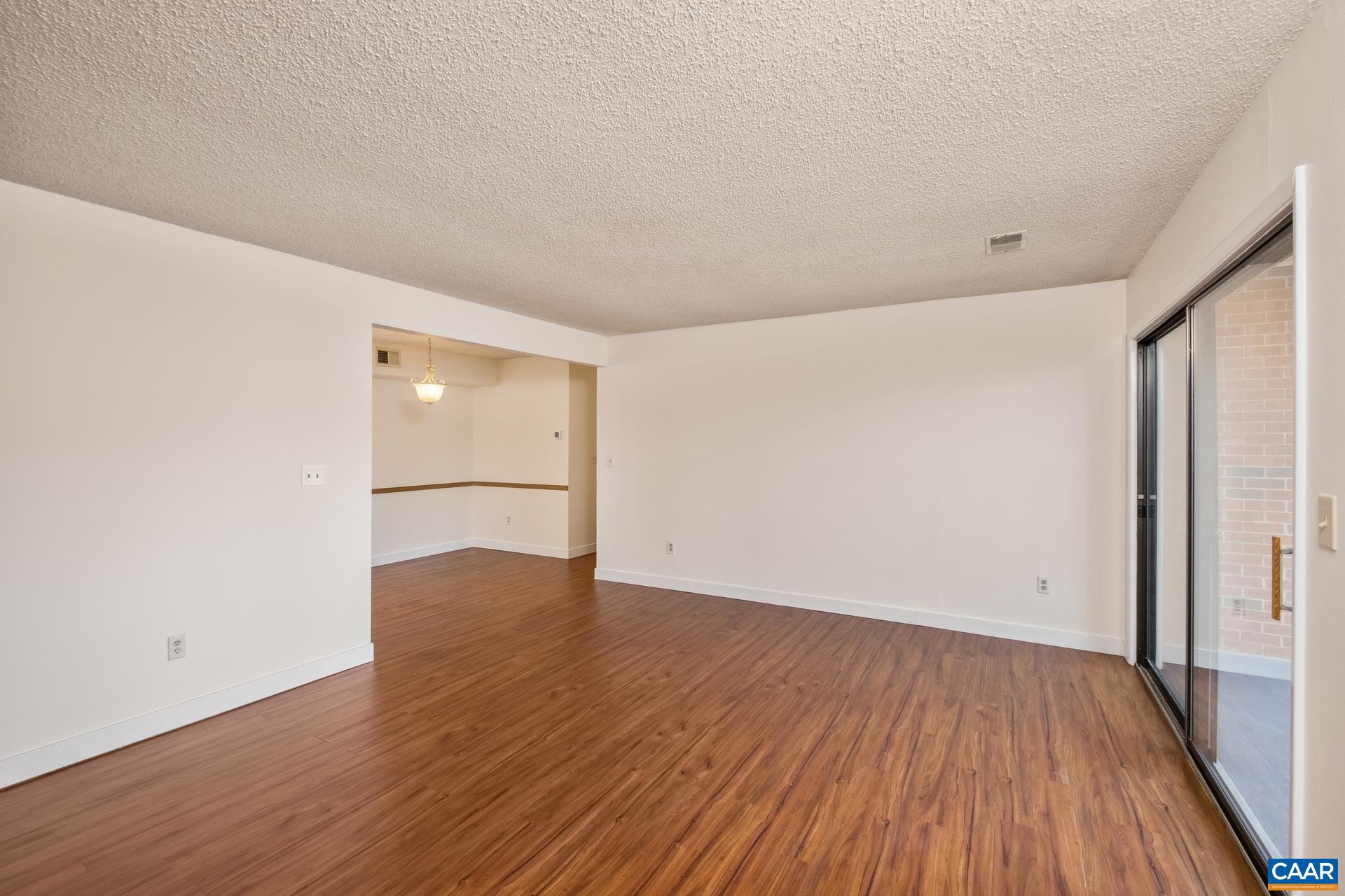 103 TURTLE CREEK RD Unit: 2