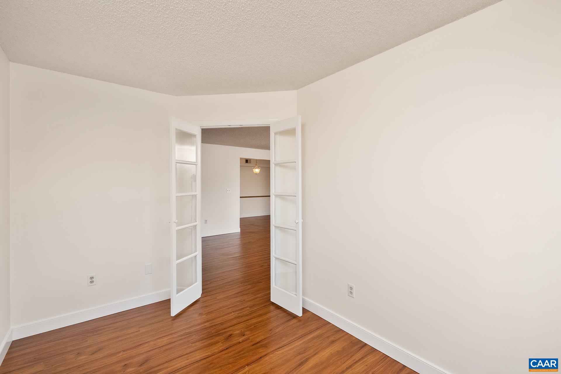 103 TURTLE CREEK RD Unit: 2