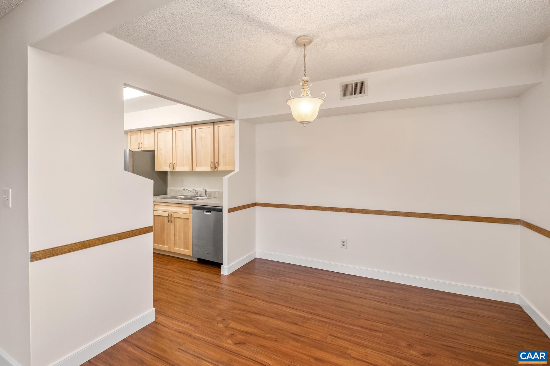 103 TURTLE CREEK RD Unit: 2