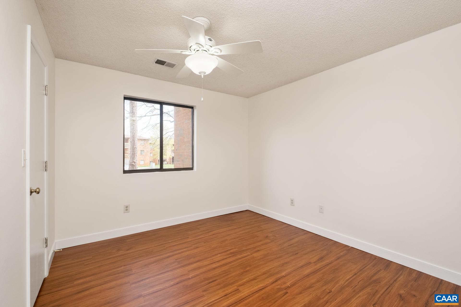 103 TURTLE CREEK RD Unit: 2