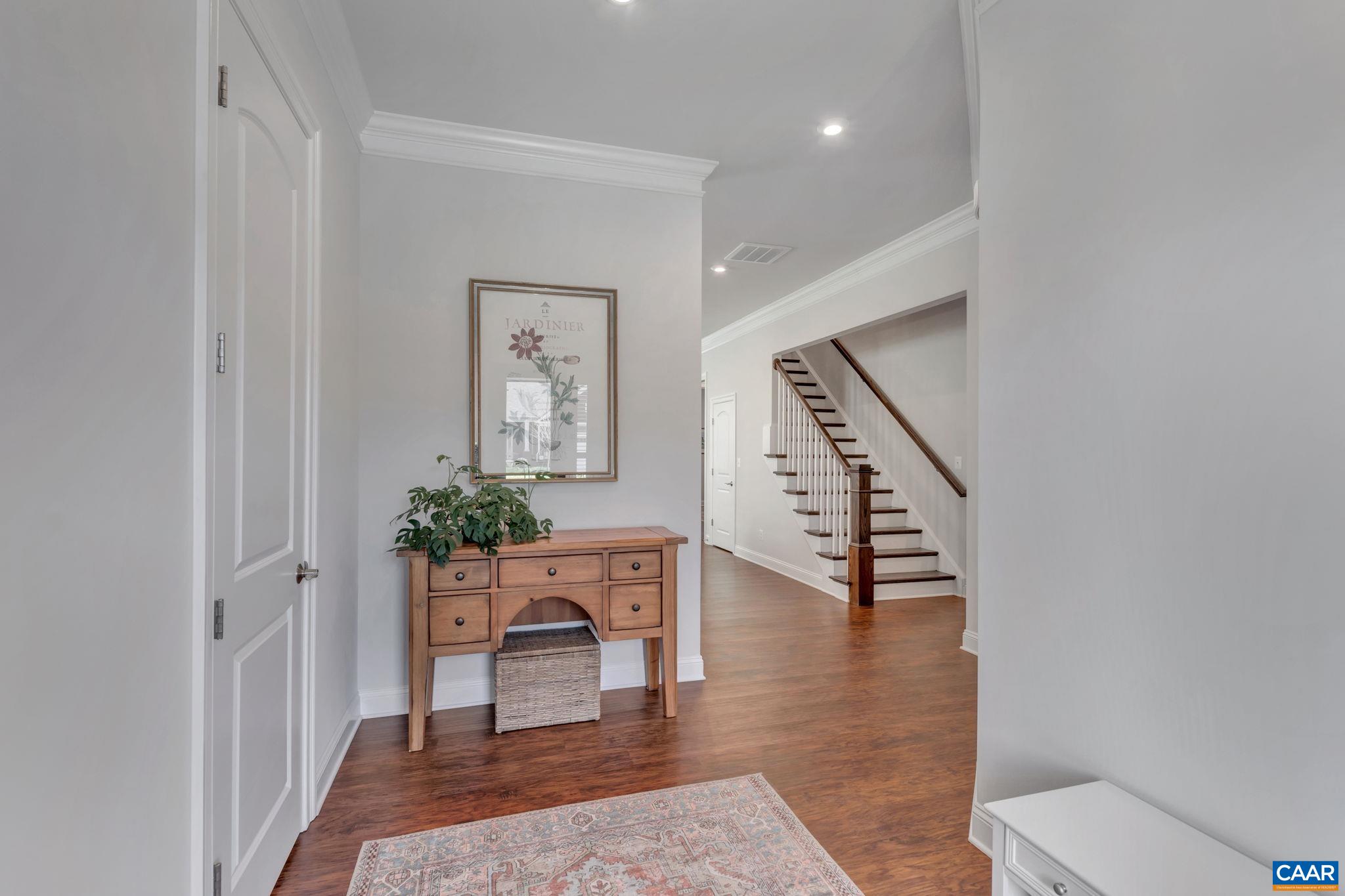 340 CLAIBOURNE RD
