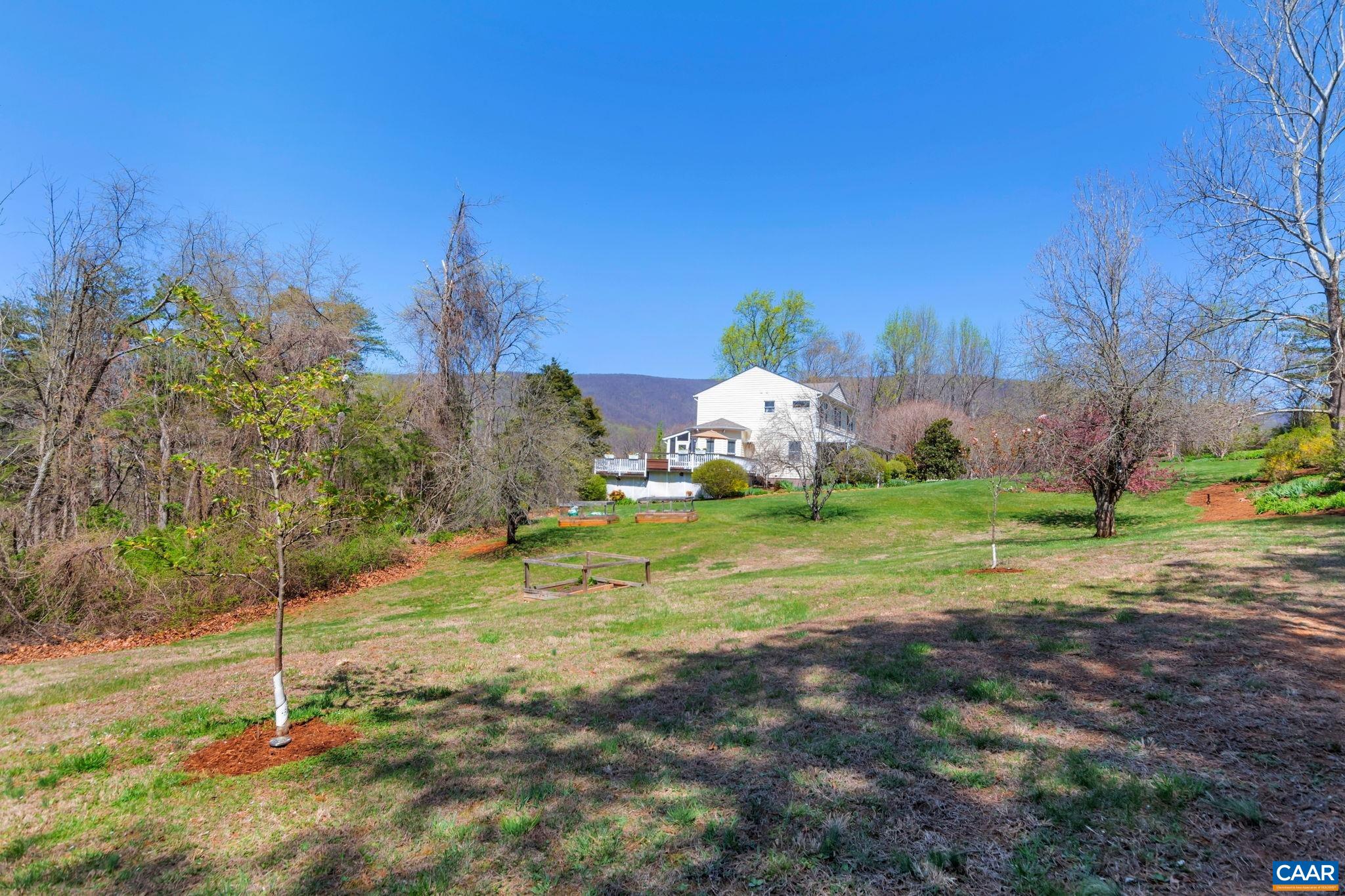 8368 BROOKSVILLE RD