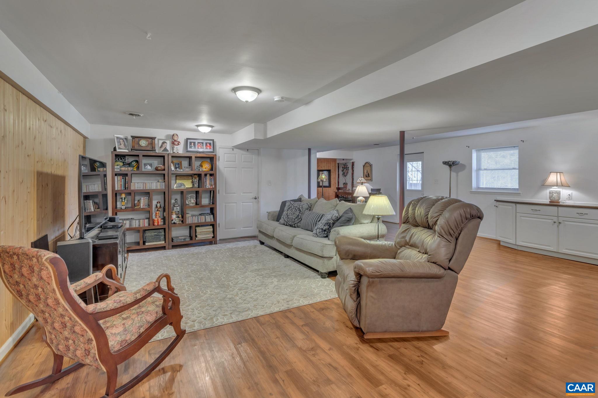 8368 BROOKSVILLE RD