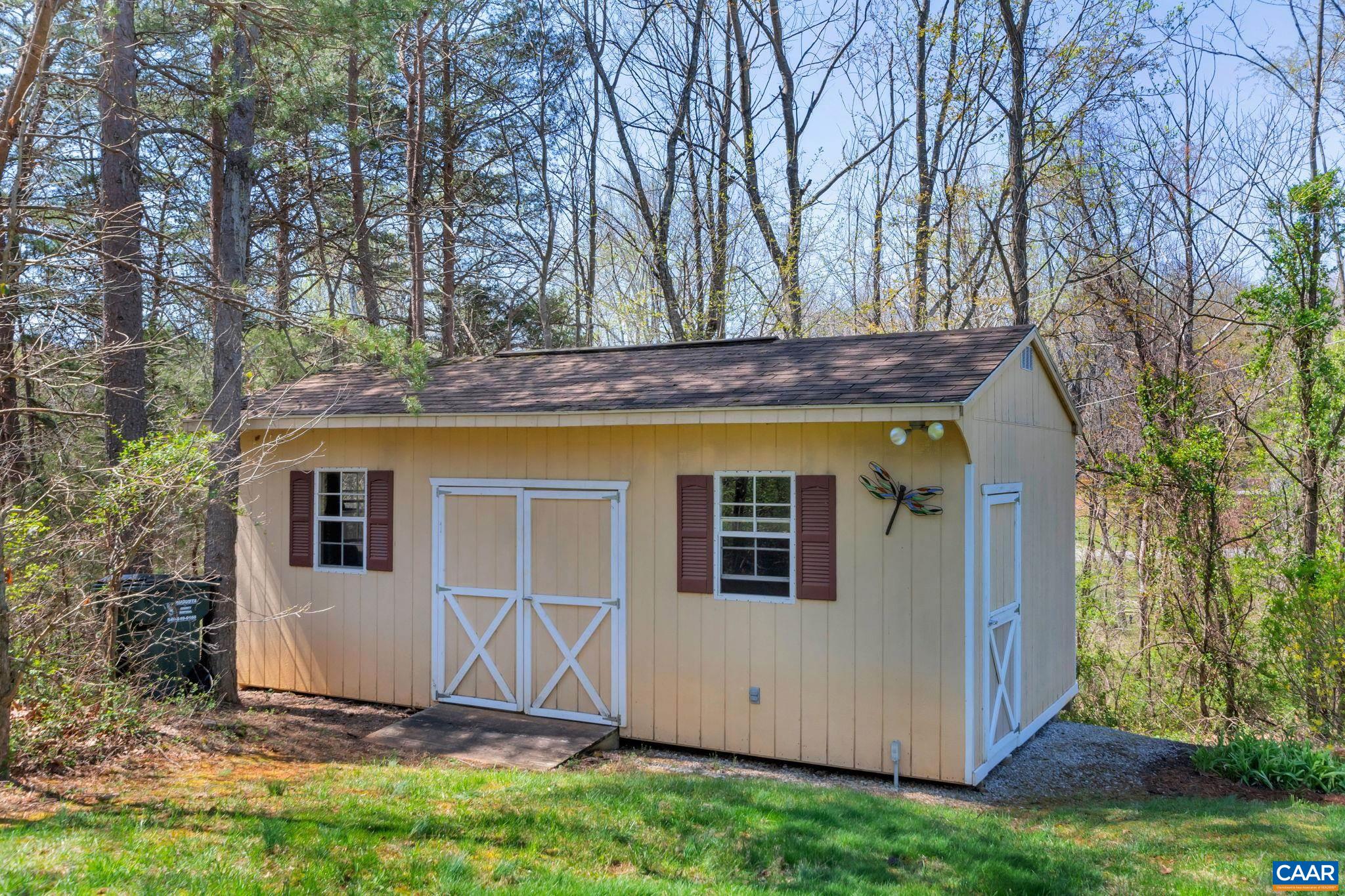 8368 BROOKSVILLE RD