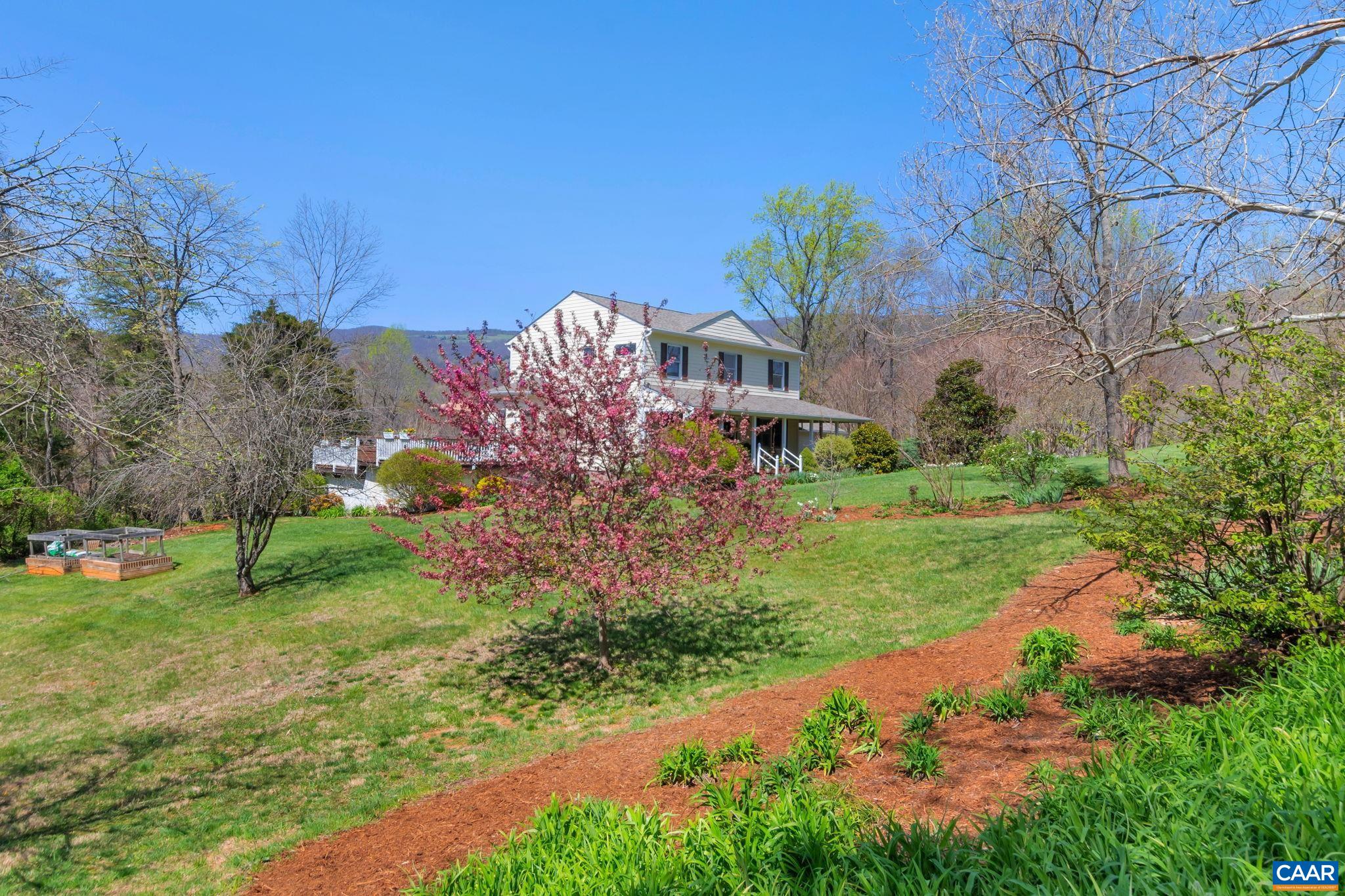 8368 BROOKSVILLE RD