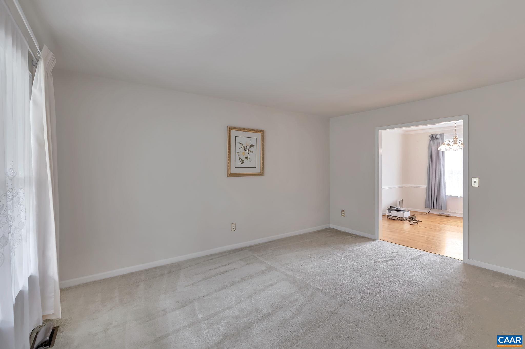 209 LARKSPUR WAY