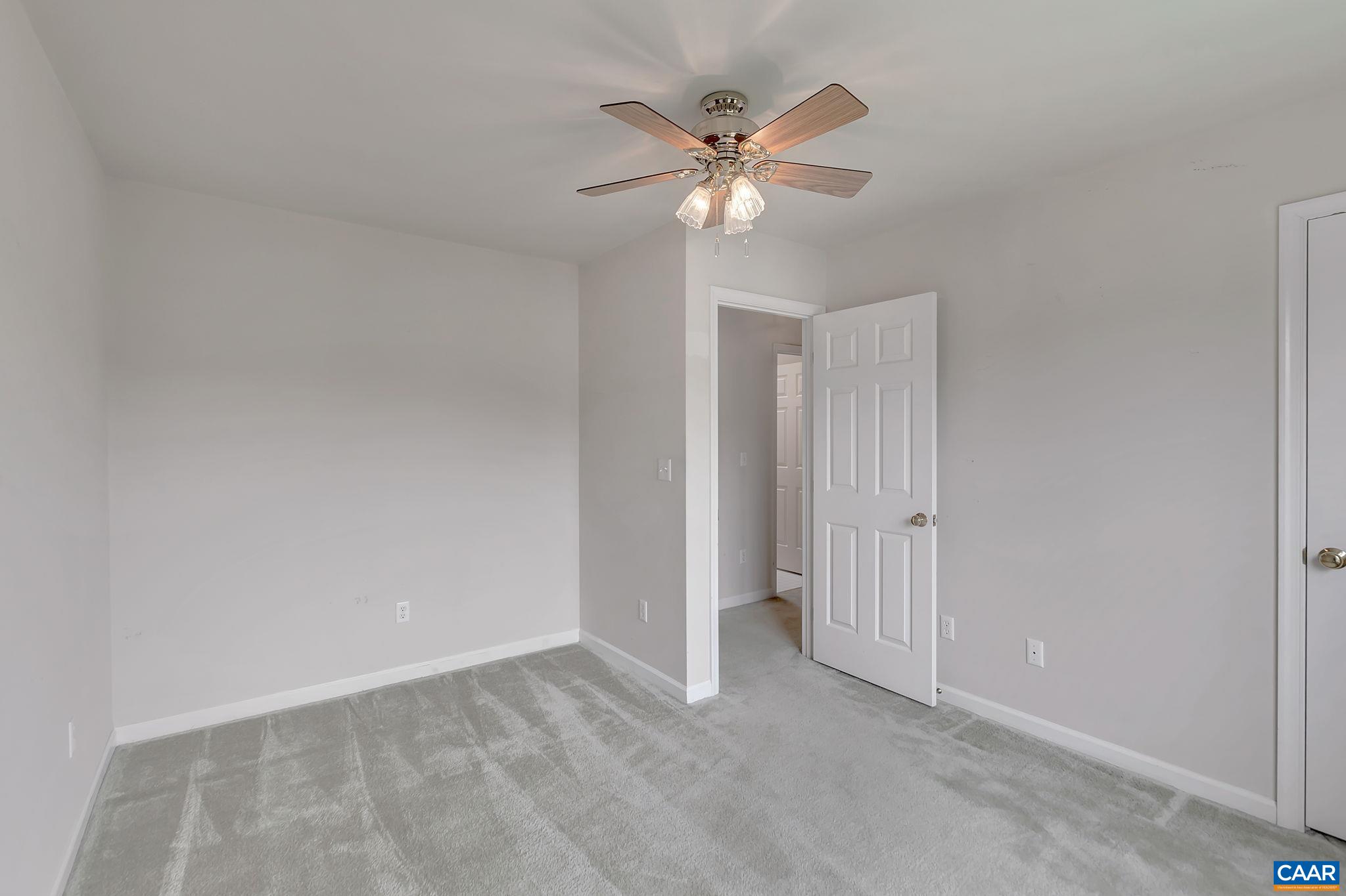 209 LARKSPUR WAY