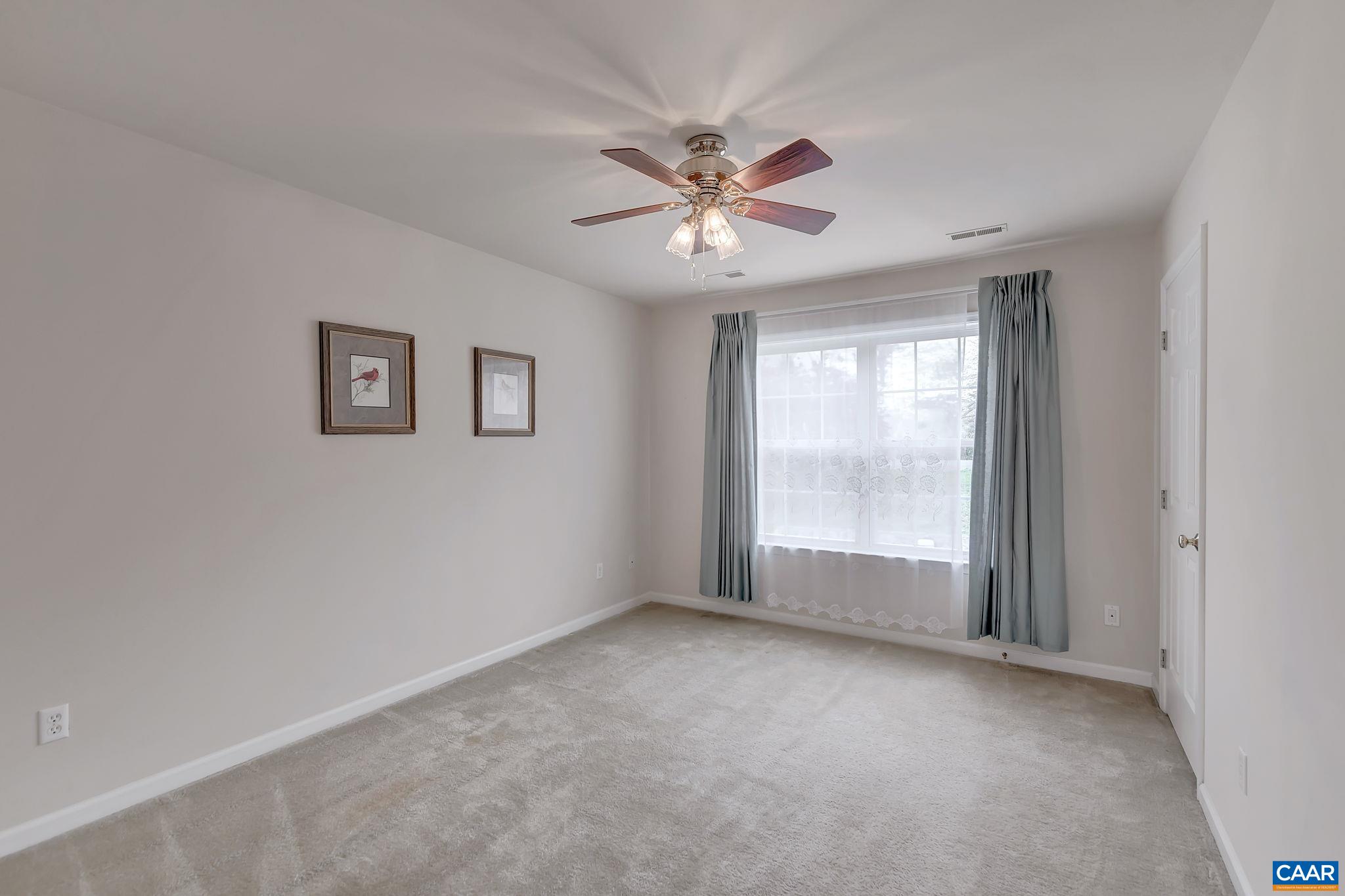 209 LARKSPUR WAY