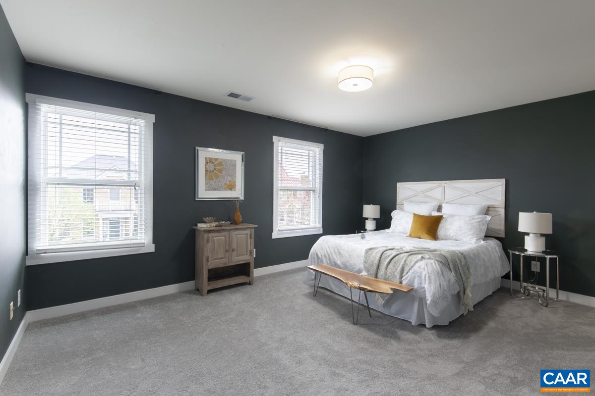 8167 WEST END DR