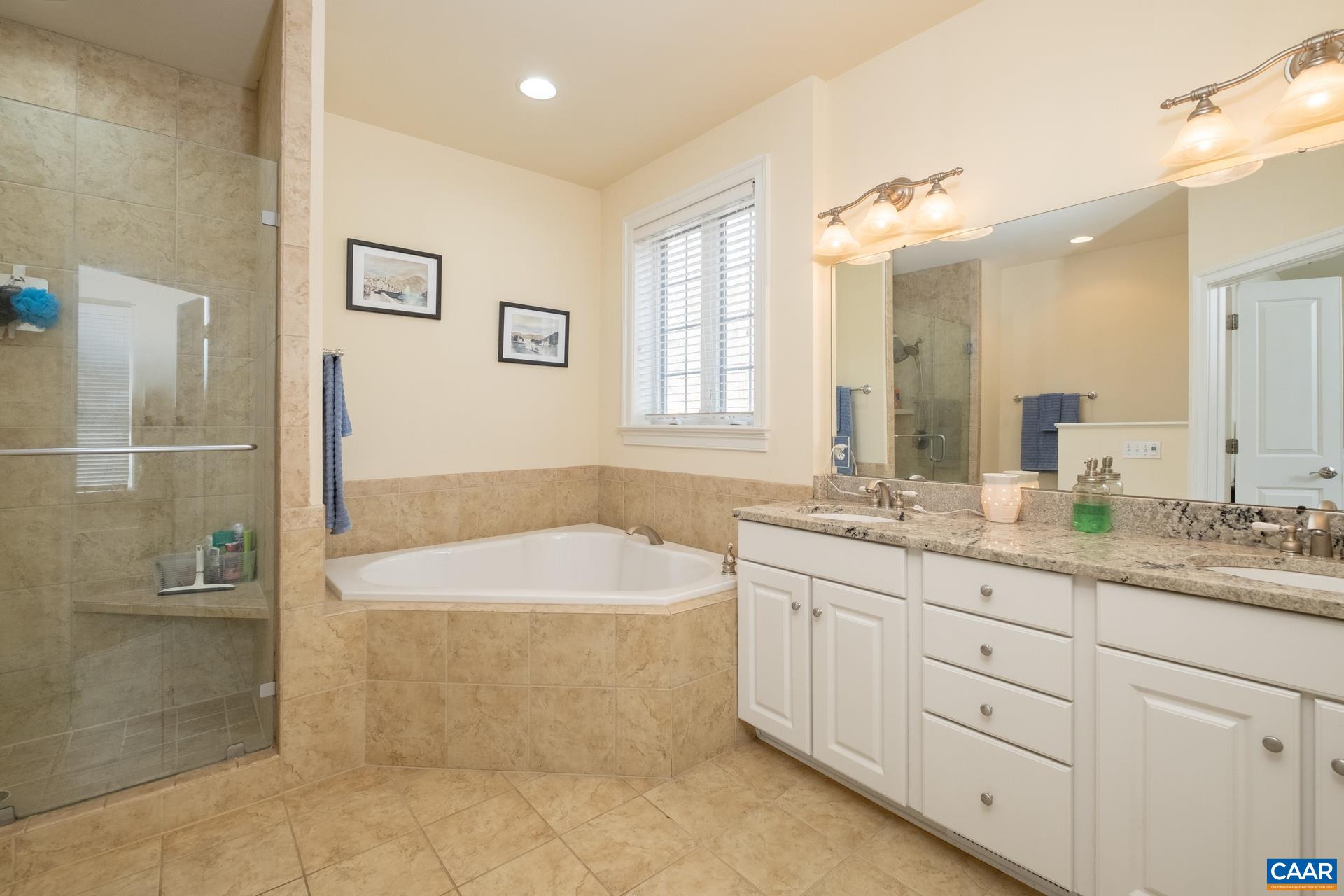 5035 MEADOWLARK CT