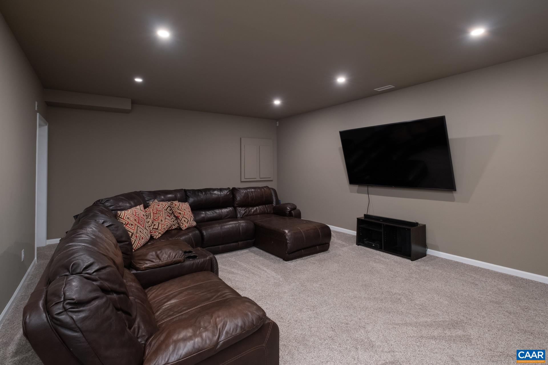 5035 MEADOWLARK CT