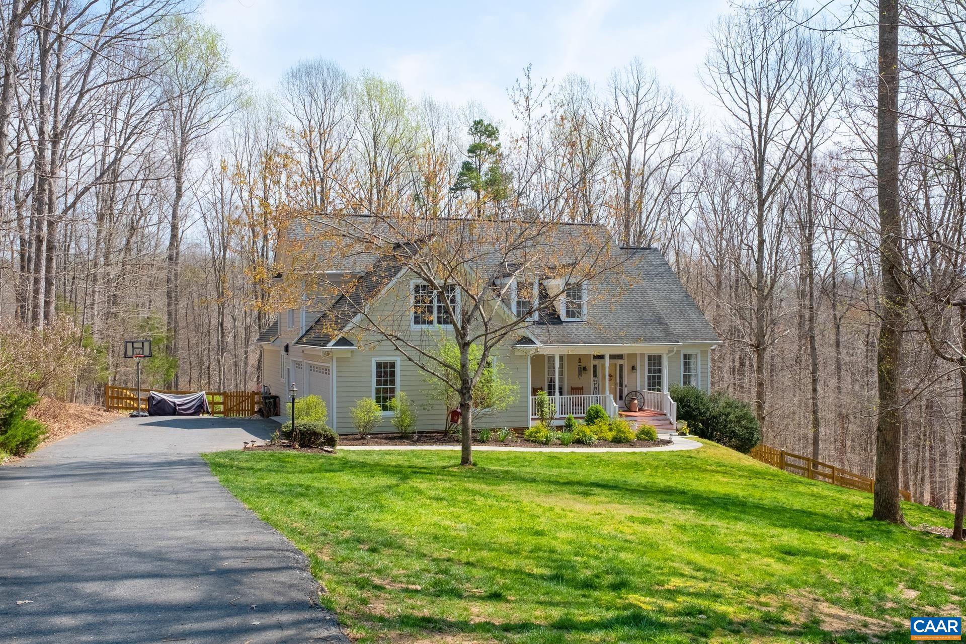 5035 MEADOWLARK CT
