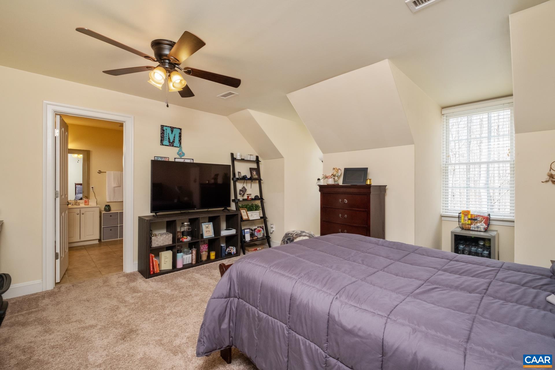 5035 MEADOWLARK CT
