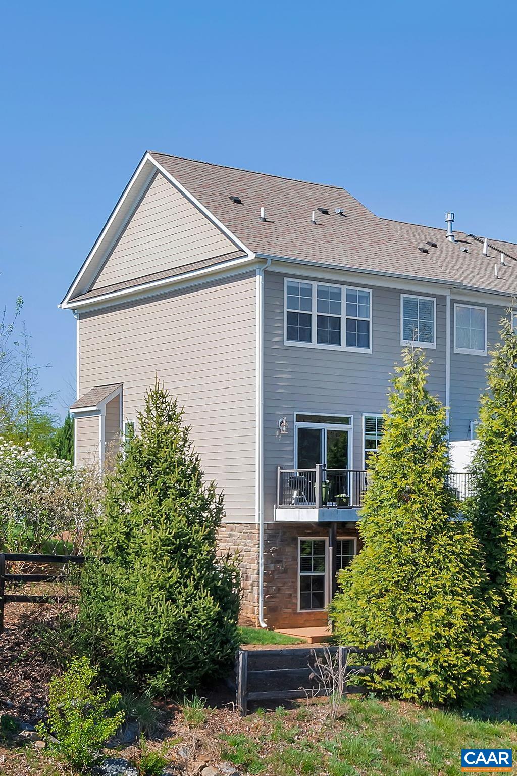 2906 TEMPLEHOF CT