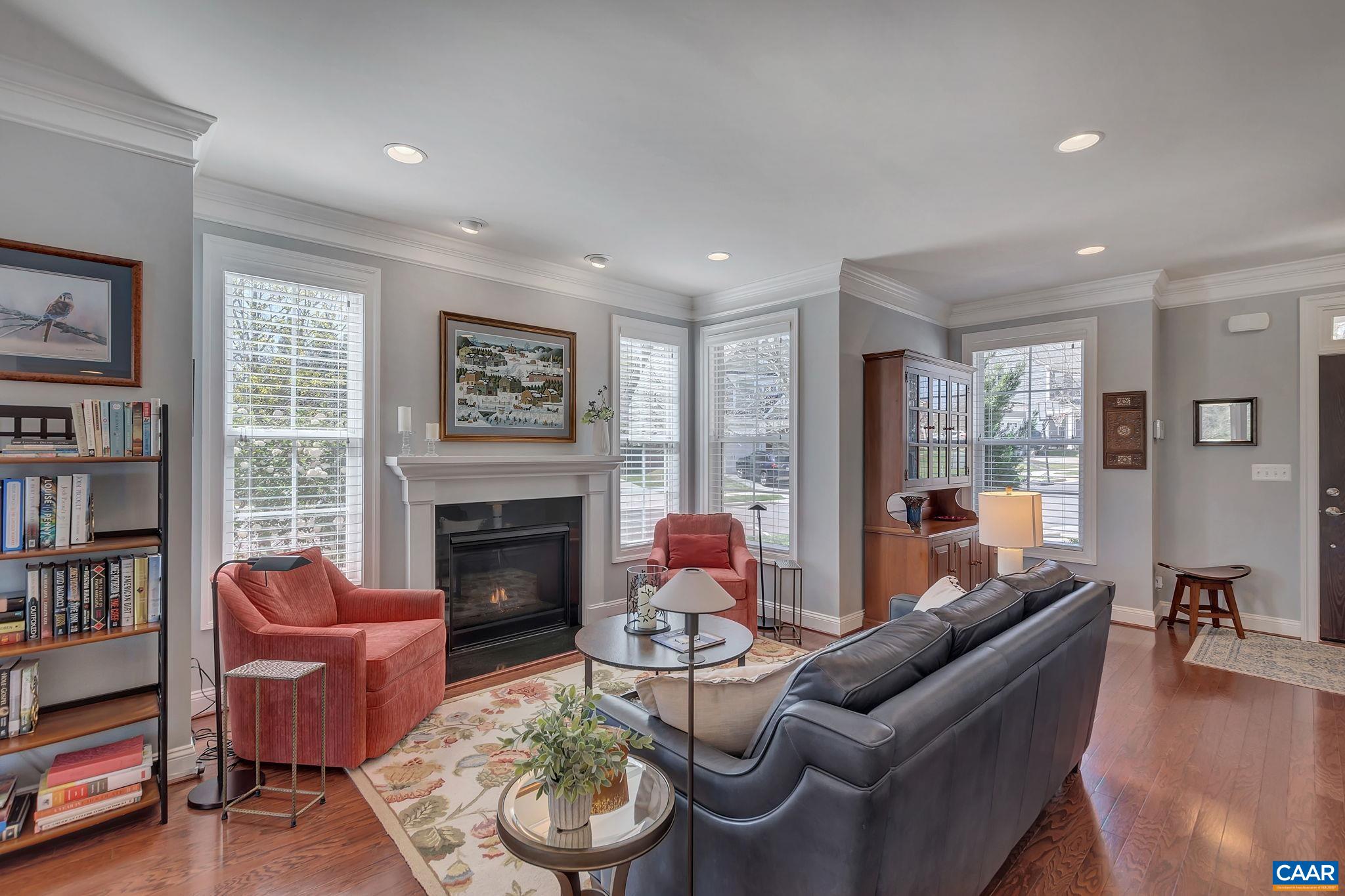 2906 TEMPLEHOF CT