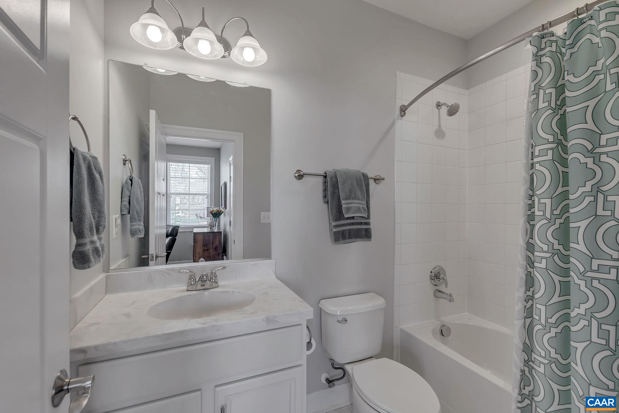 2906 TEMPLEHOF CT