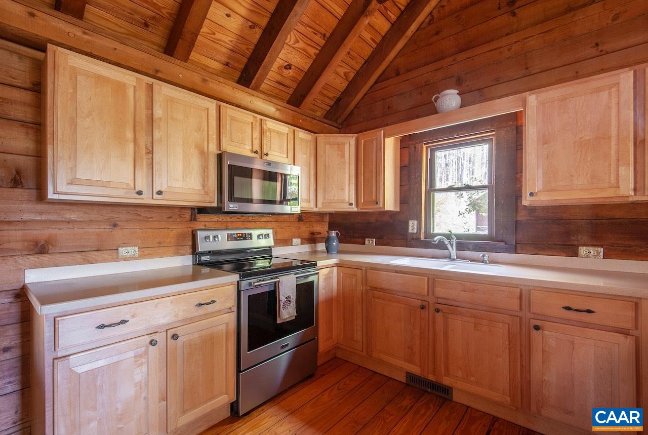 1676 ENNIS MOUNTAIN RD