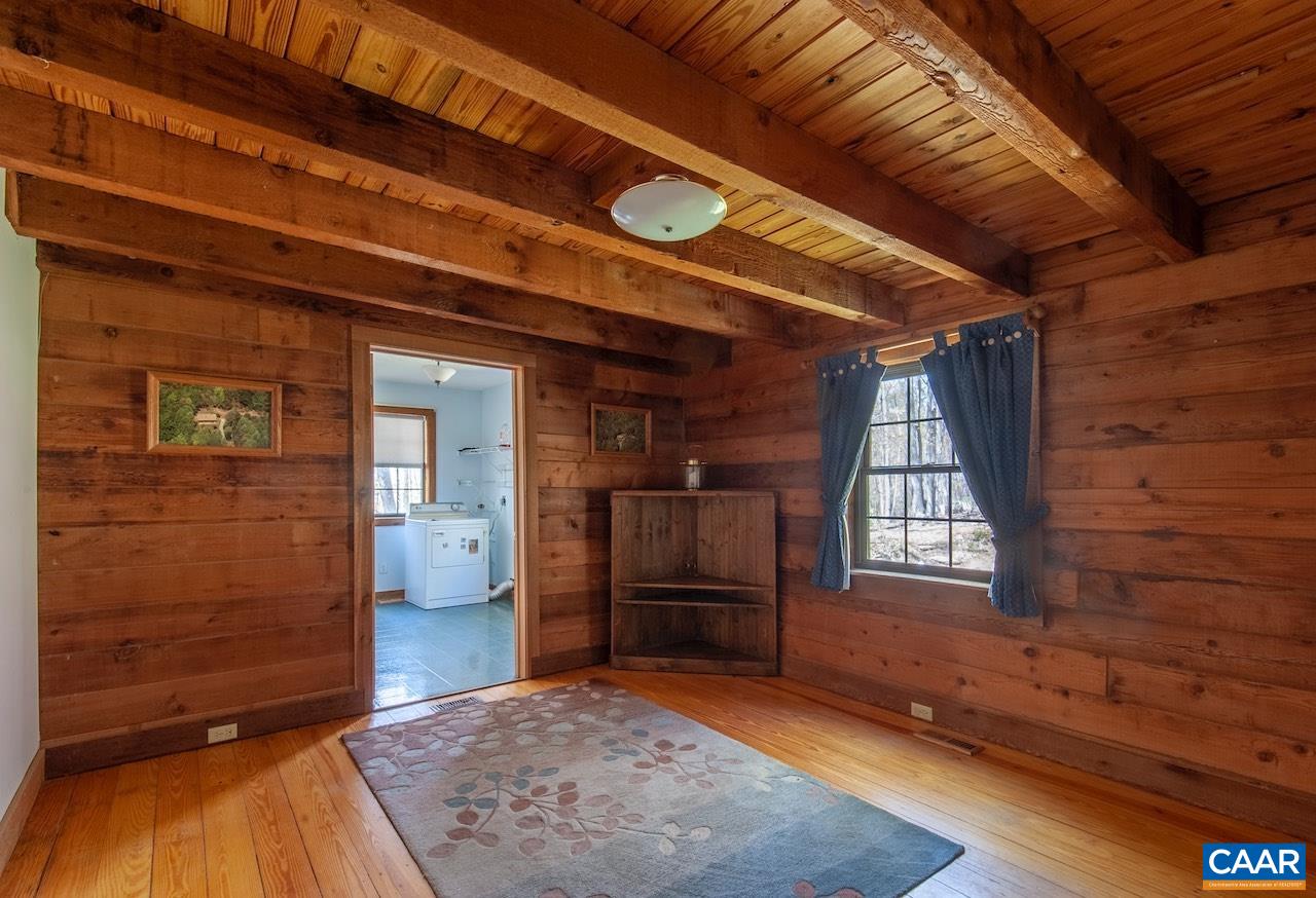 1676 ENNIS MOUNTAIN RD