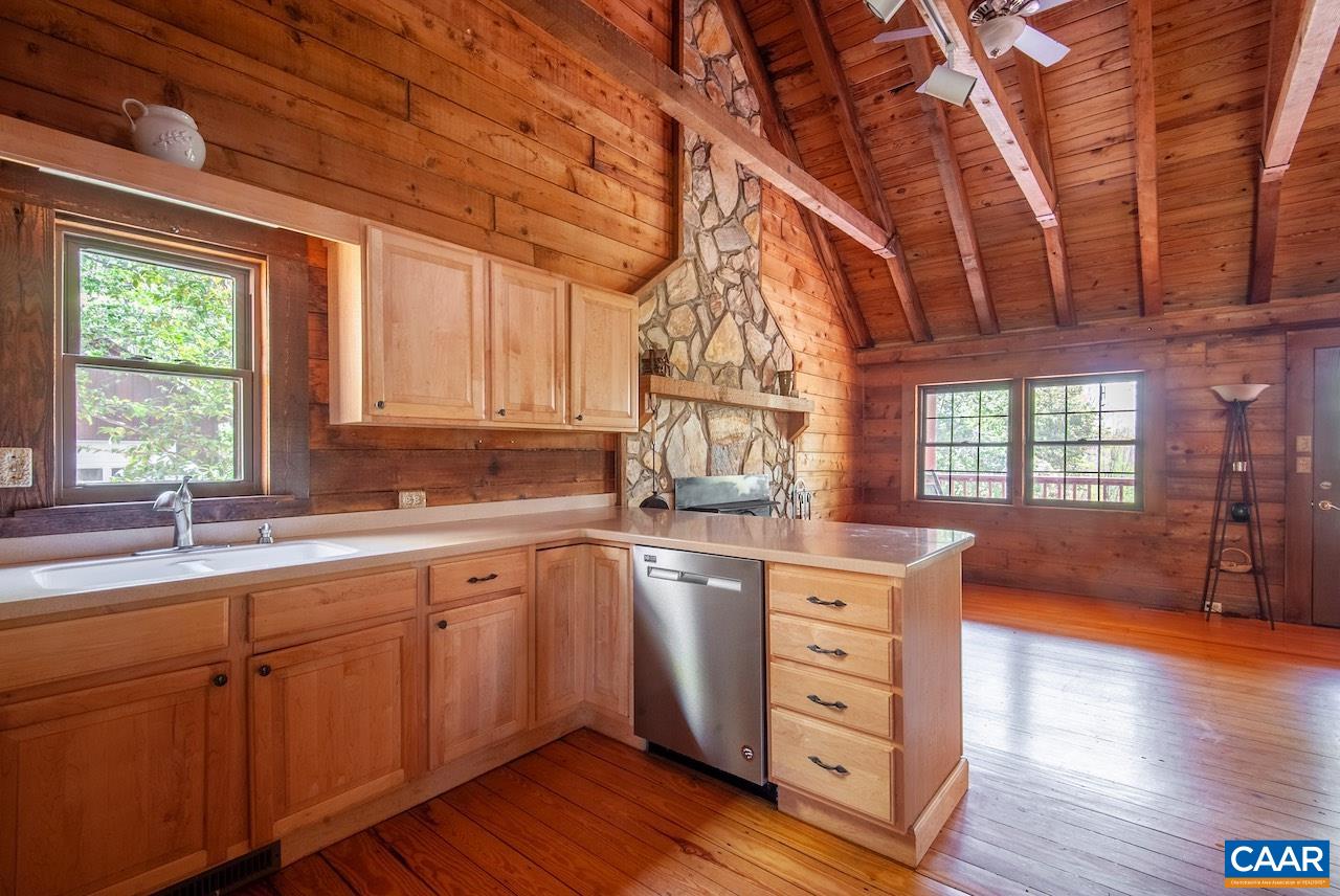 1676 ENNIS MOUNTAIN RD