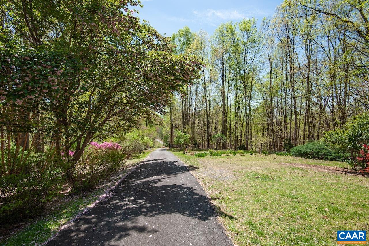 1676 ENNIS MOUNTAIN RD