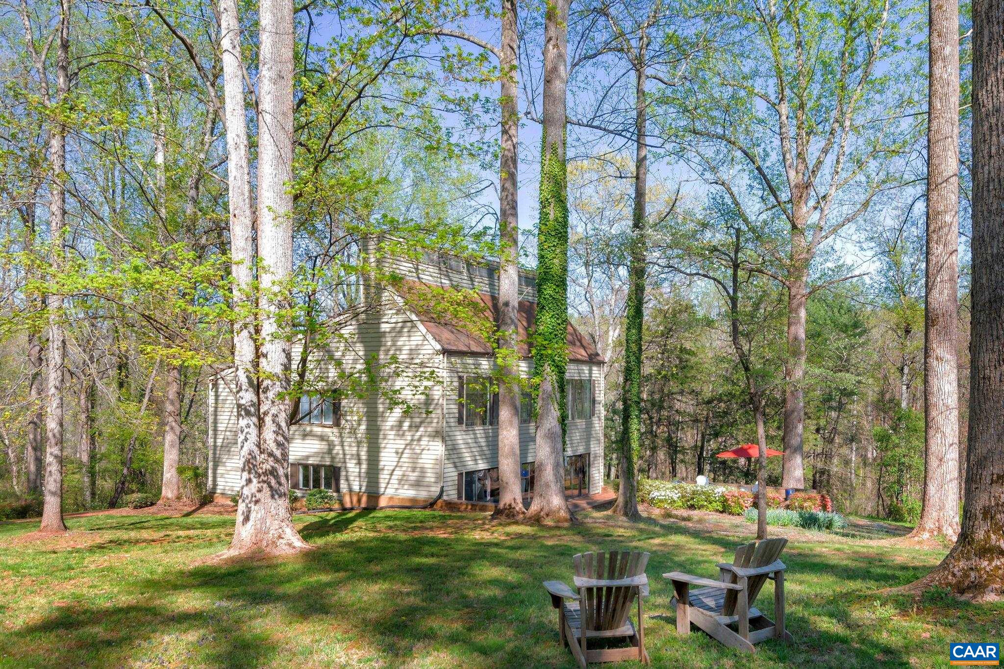 1050 OLD GARTH RD