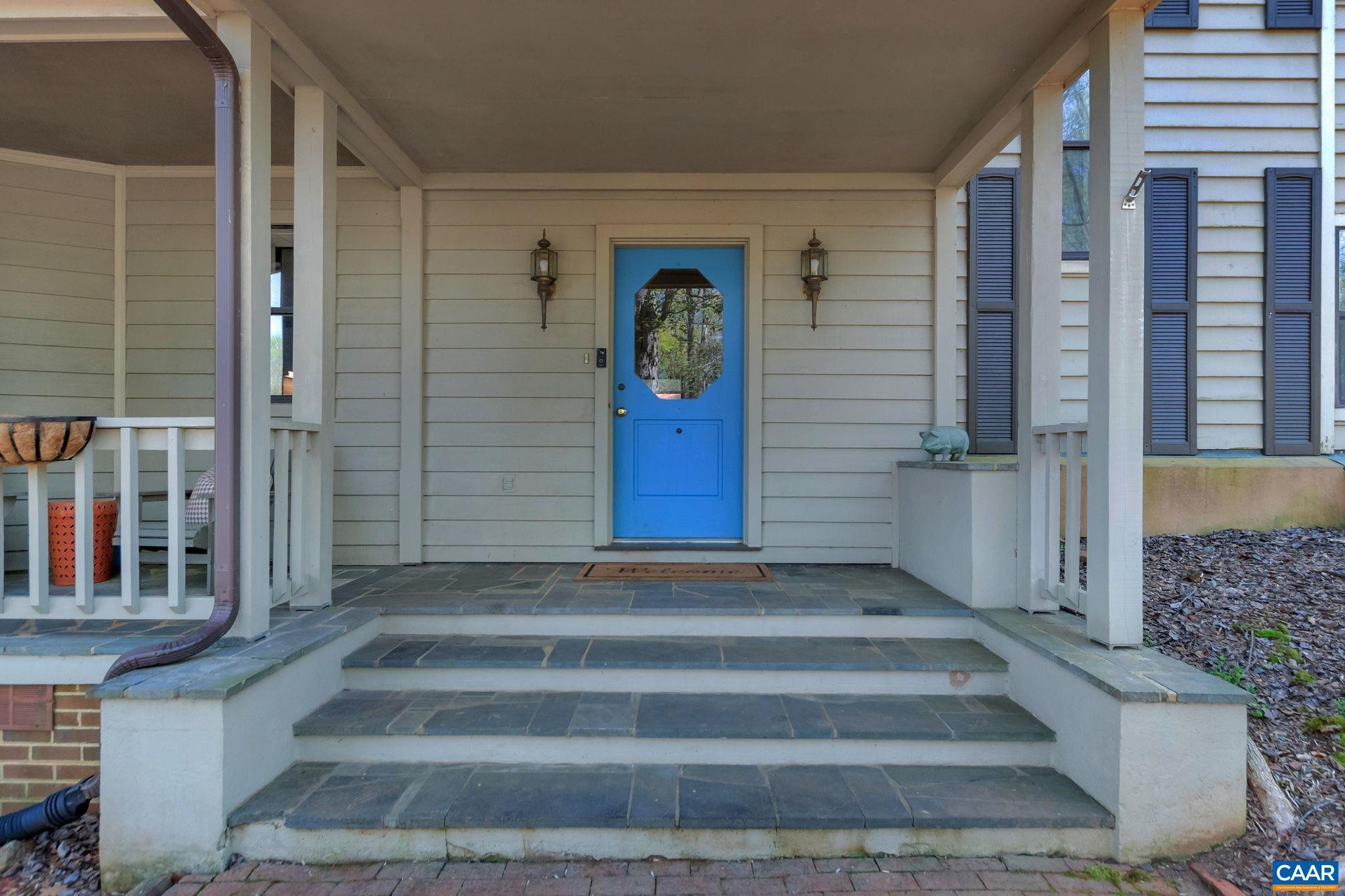 1050 OLD GARTH RD