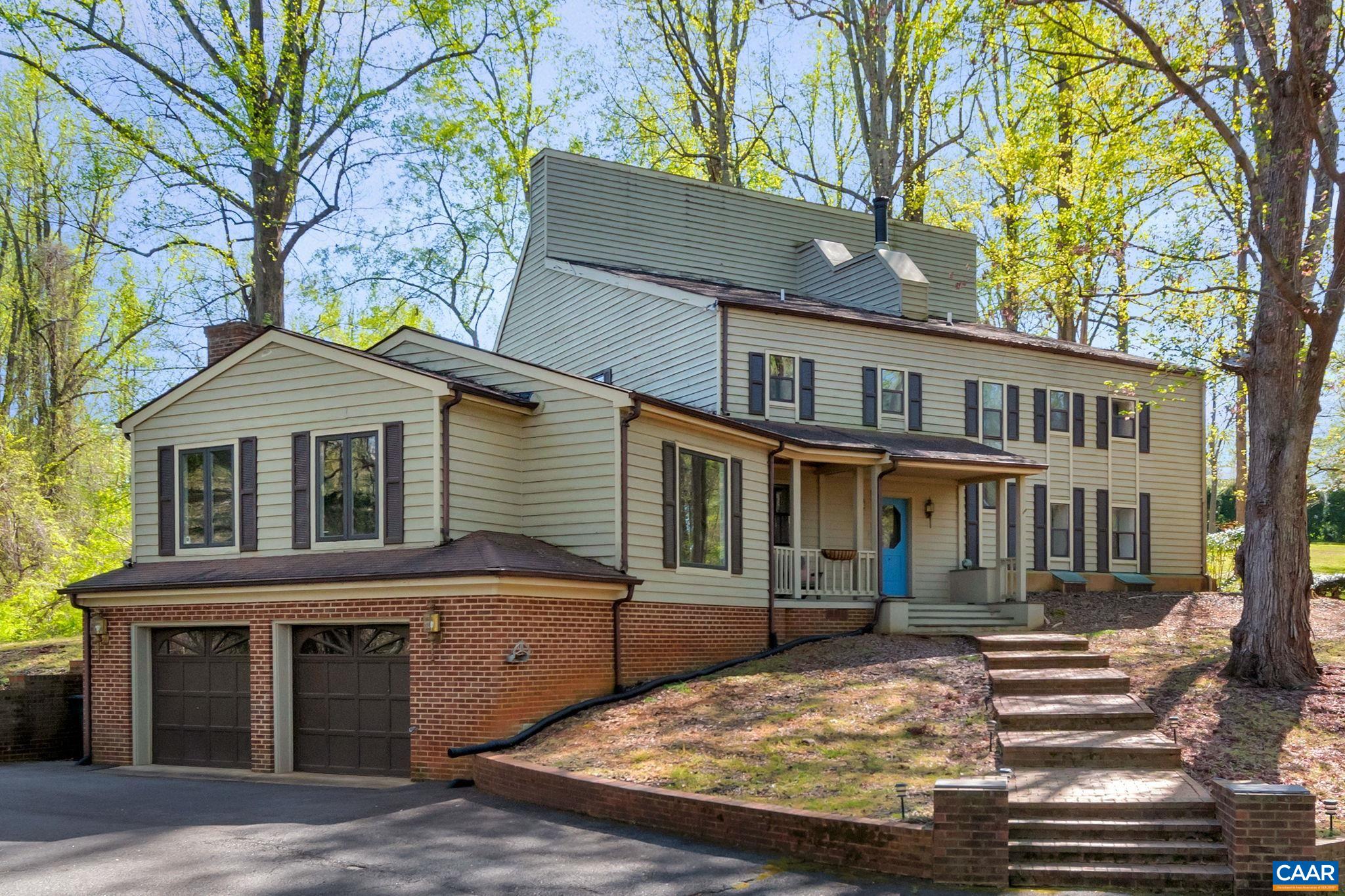 1050 OLD GARTH RD