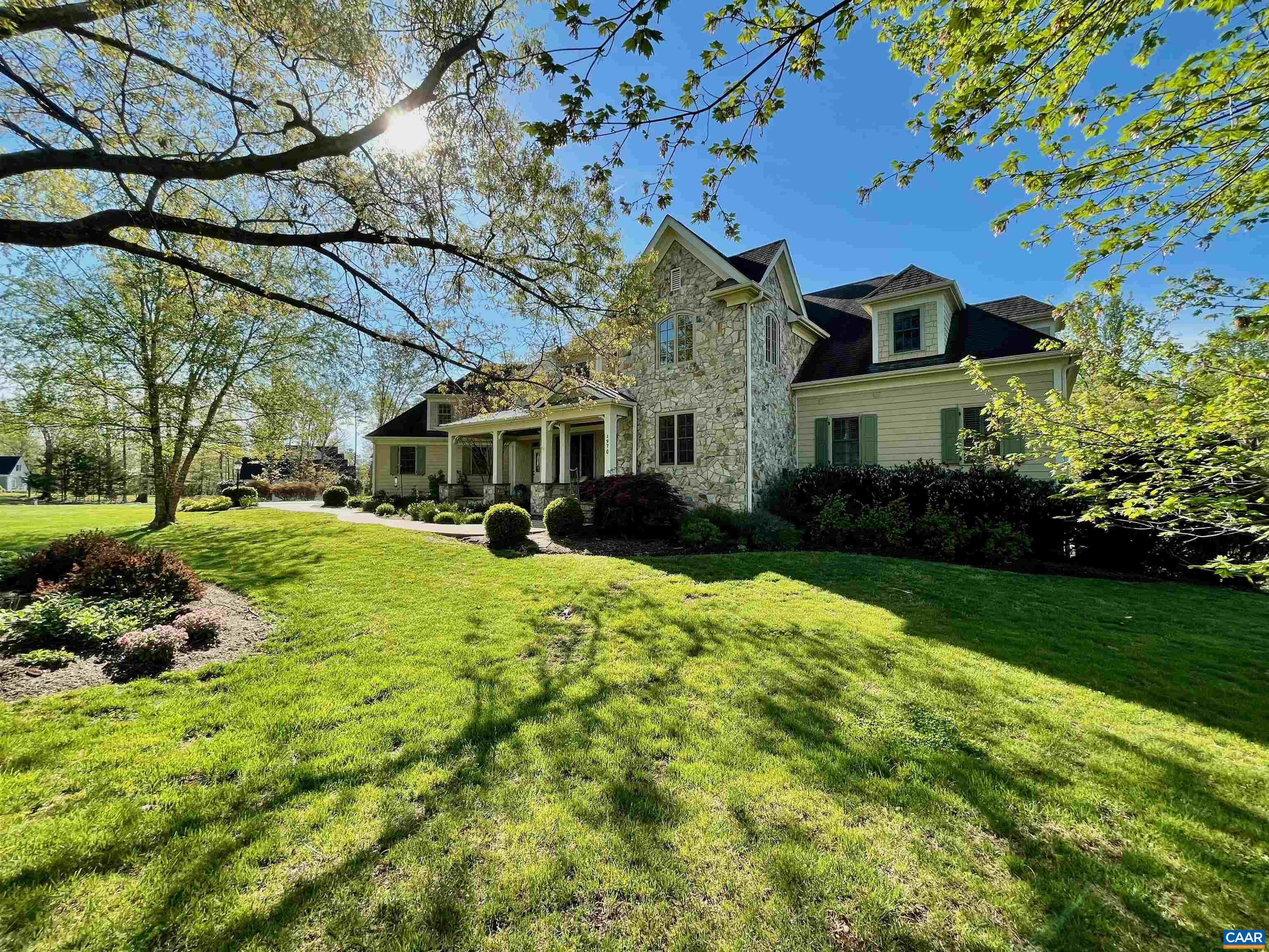 1970 OLD BALLARD FARM LN