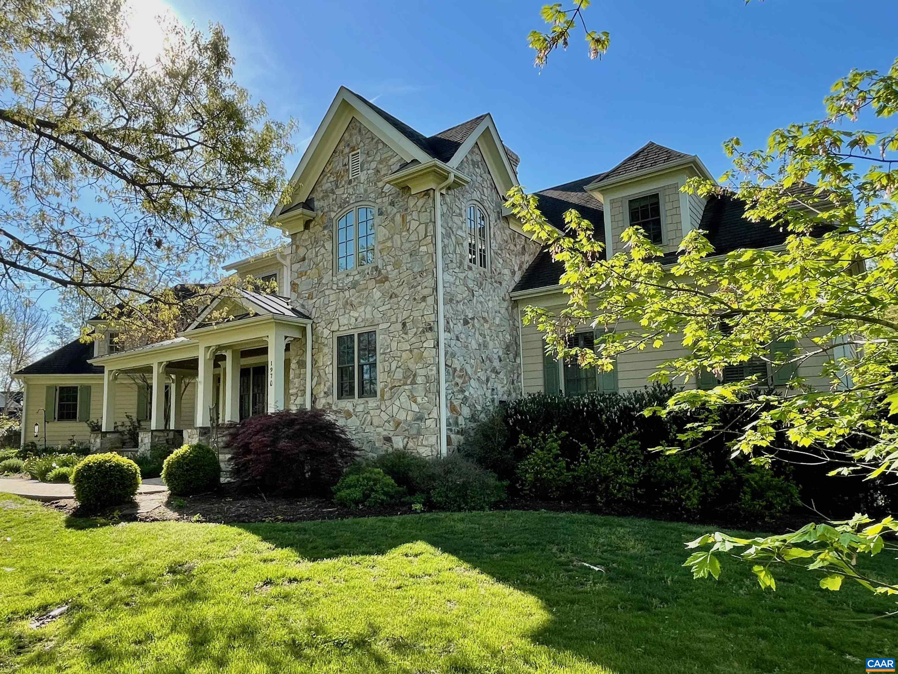 1970 OLD BALLARD FARM LN