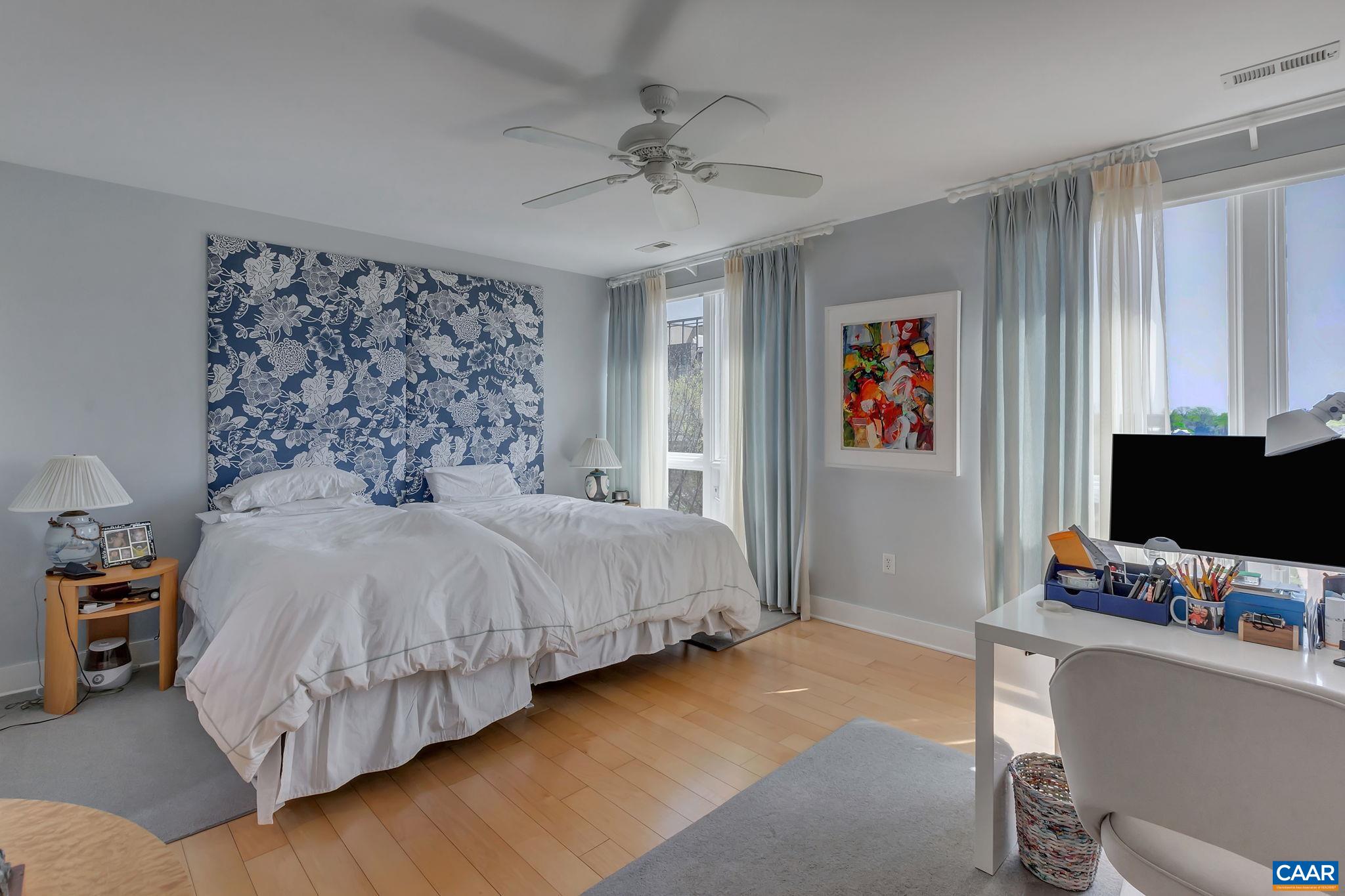 200 GARRETT ST Unit: 513