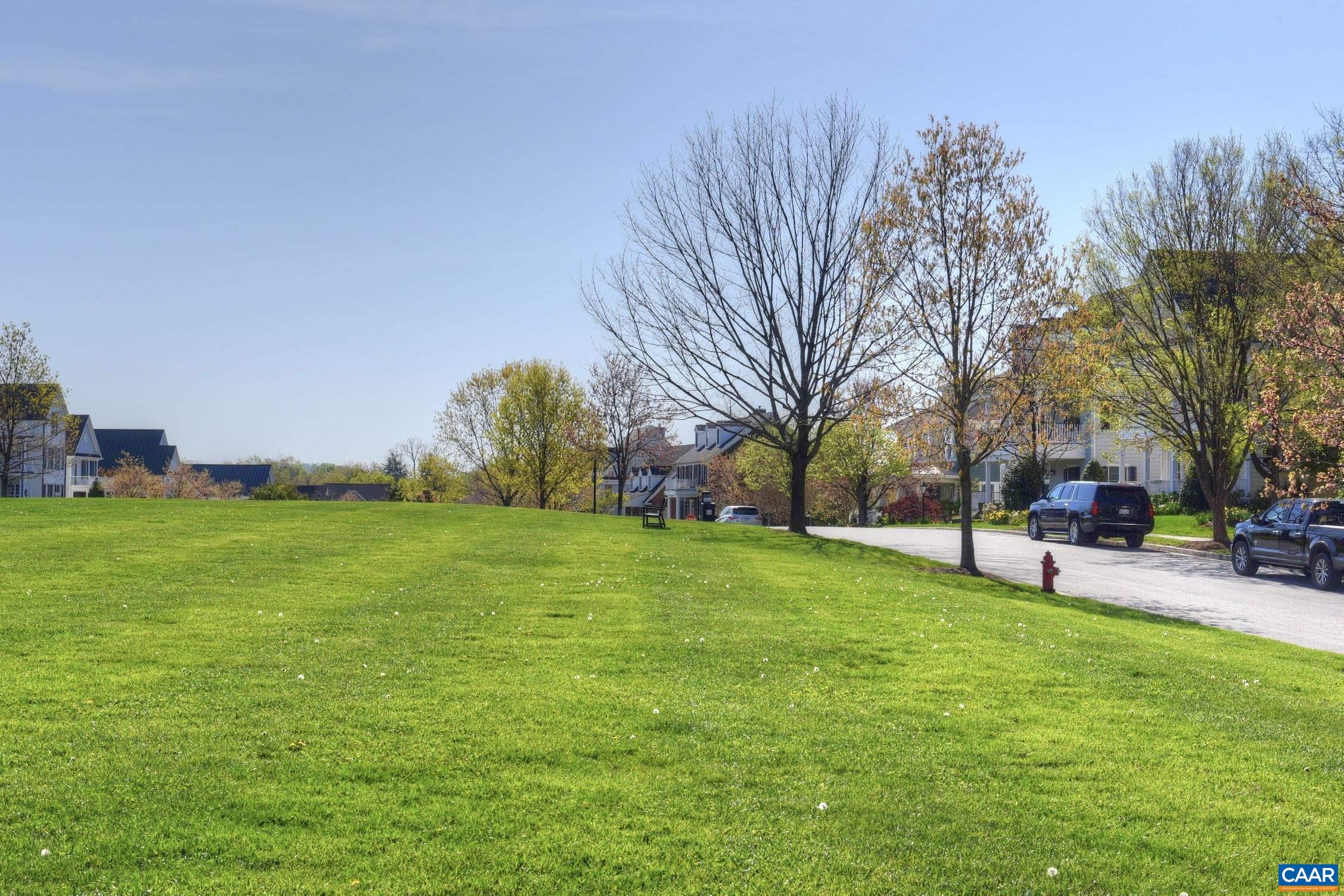 215 GRASS DALE LN