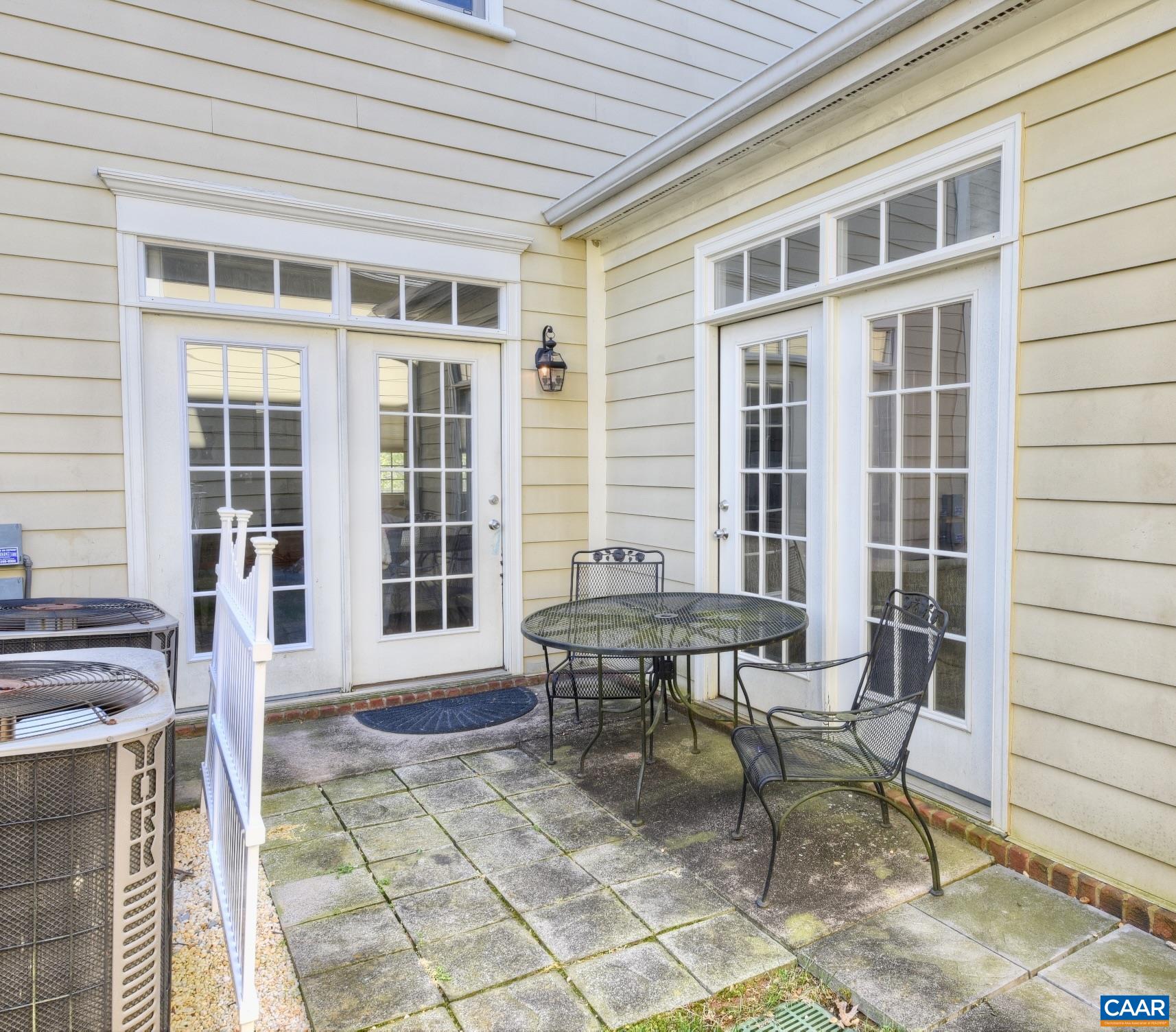 215 GRASS DALE LN