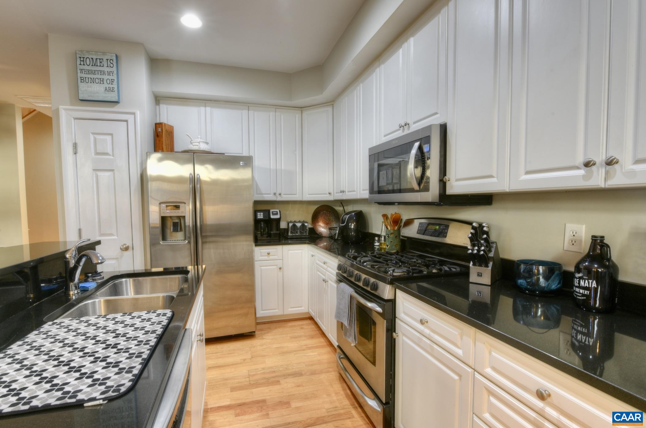 215 GRASS DALE LN