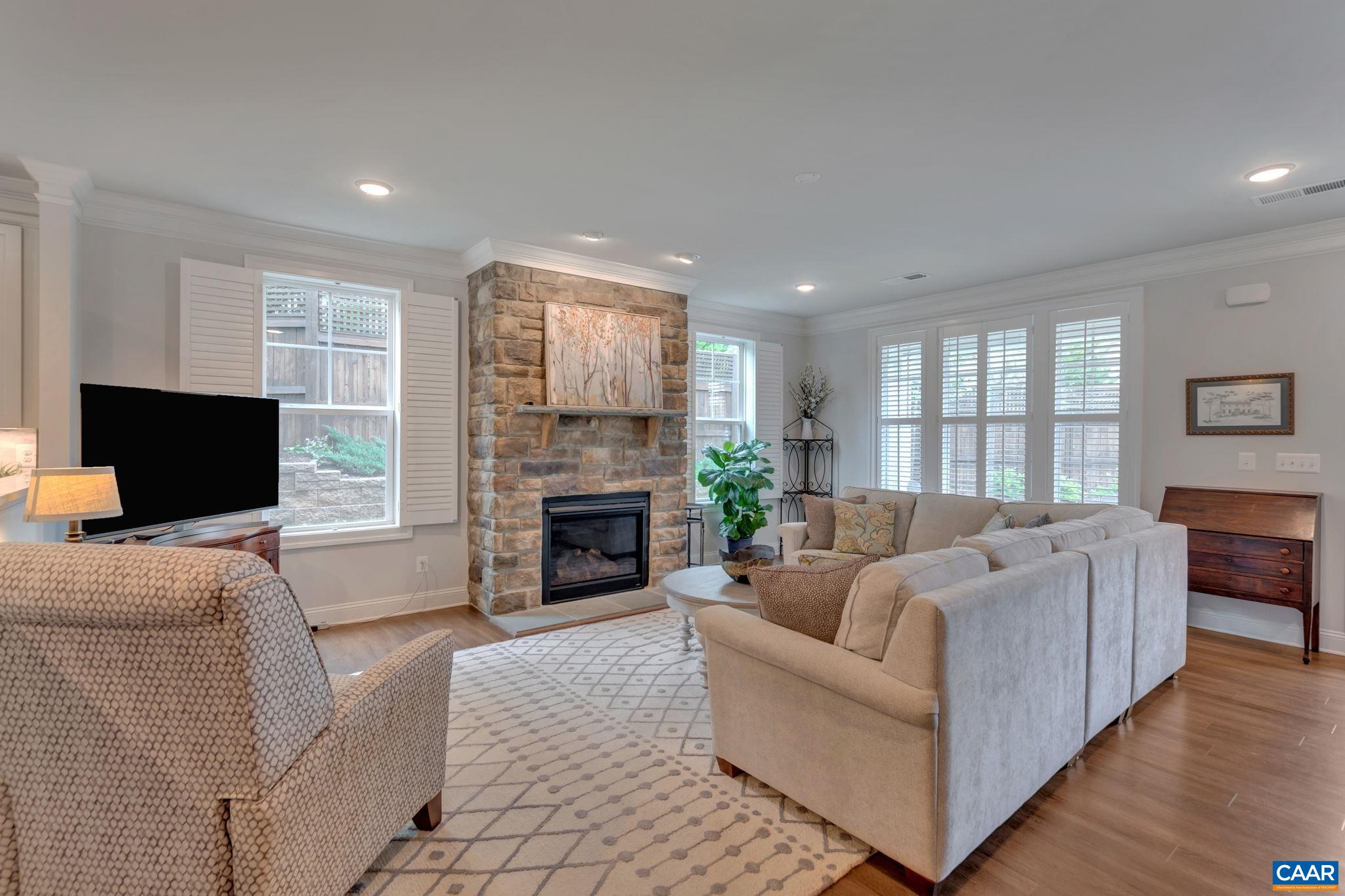 1417 FARROW HILL CT